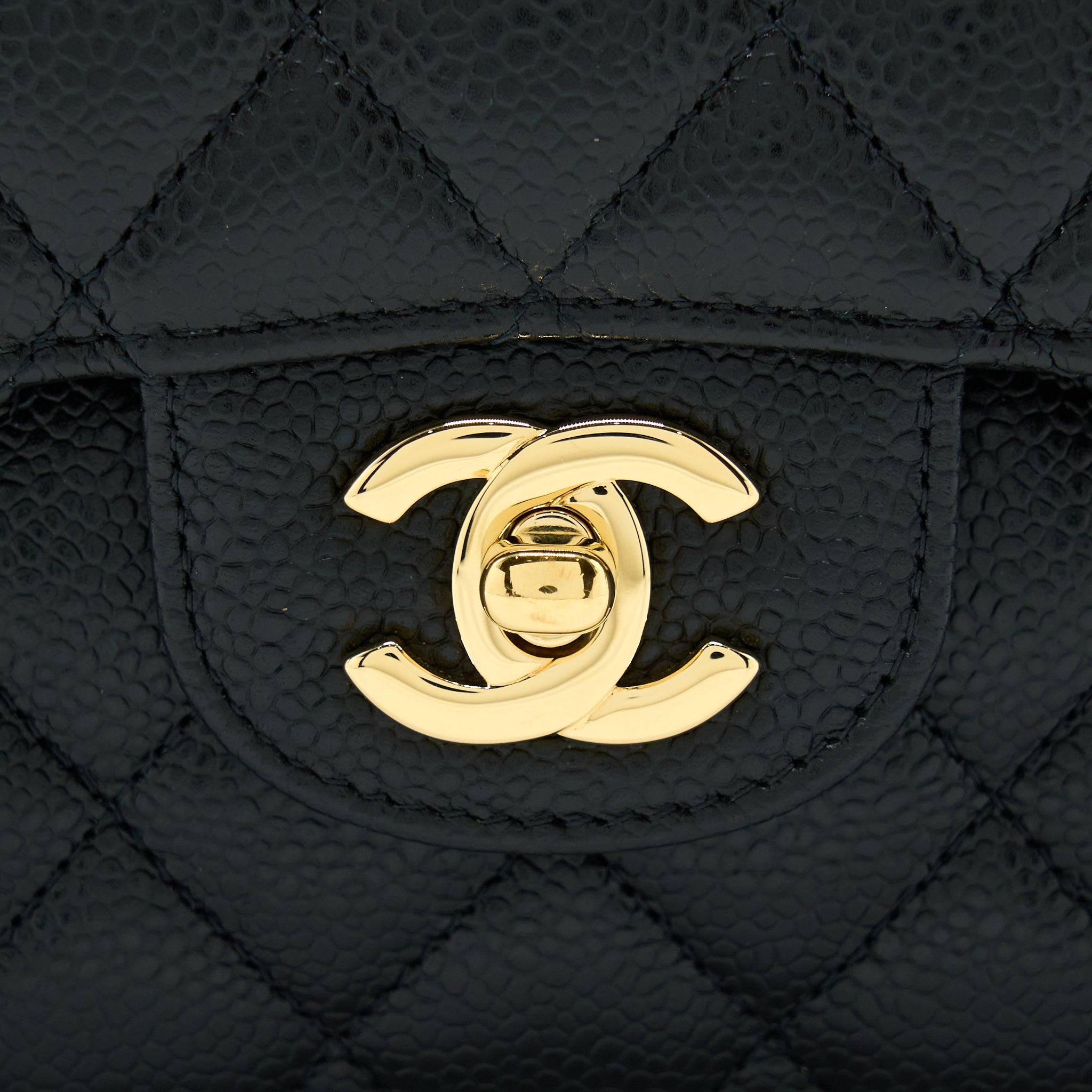 CHANEL SMALL CLASSIC DOUBLE FLAP BAG CAVIAR BLACK GHW