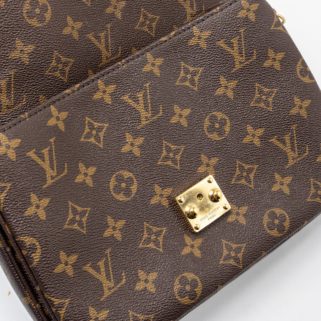 LOUIS VUITTON POCHETTE METIS MONOGRAM CANVAS GHW