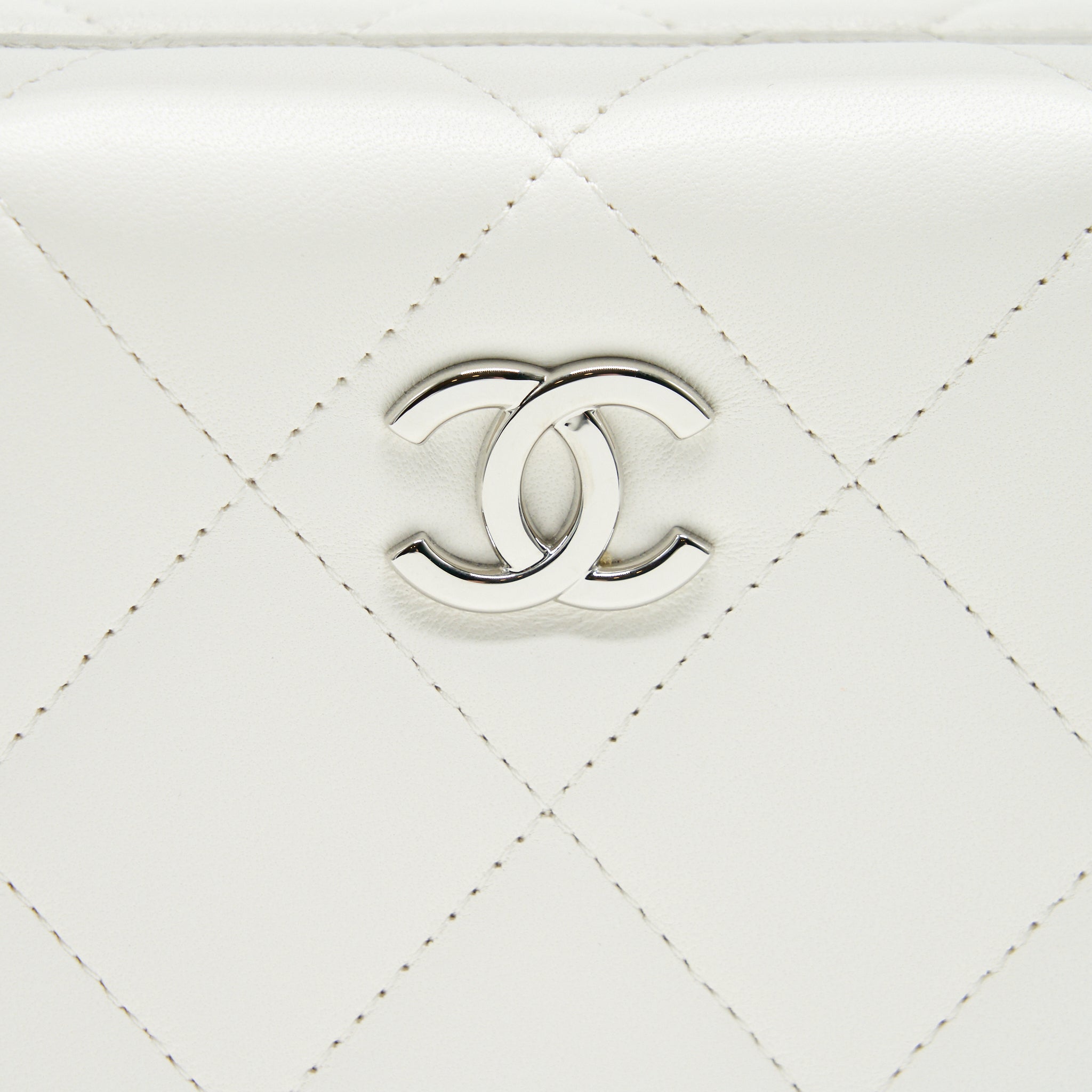 CHANEL QUILTED CLUTCH LAMBSKIN WHITE SHW