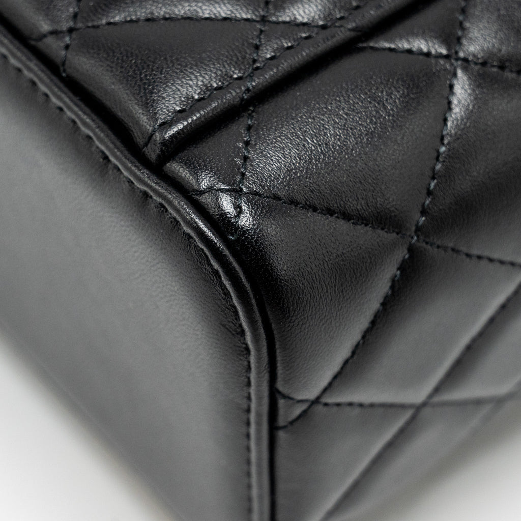CHANEL TOP HANDLE LONG VANITY WITH CHAIN LAMBSKIN BLACK GHW