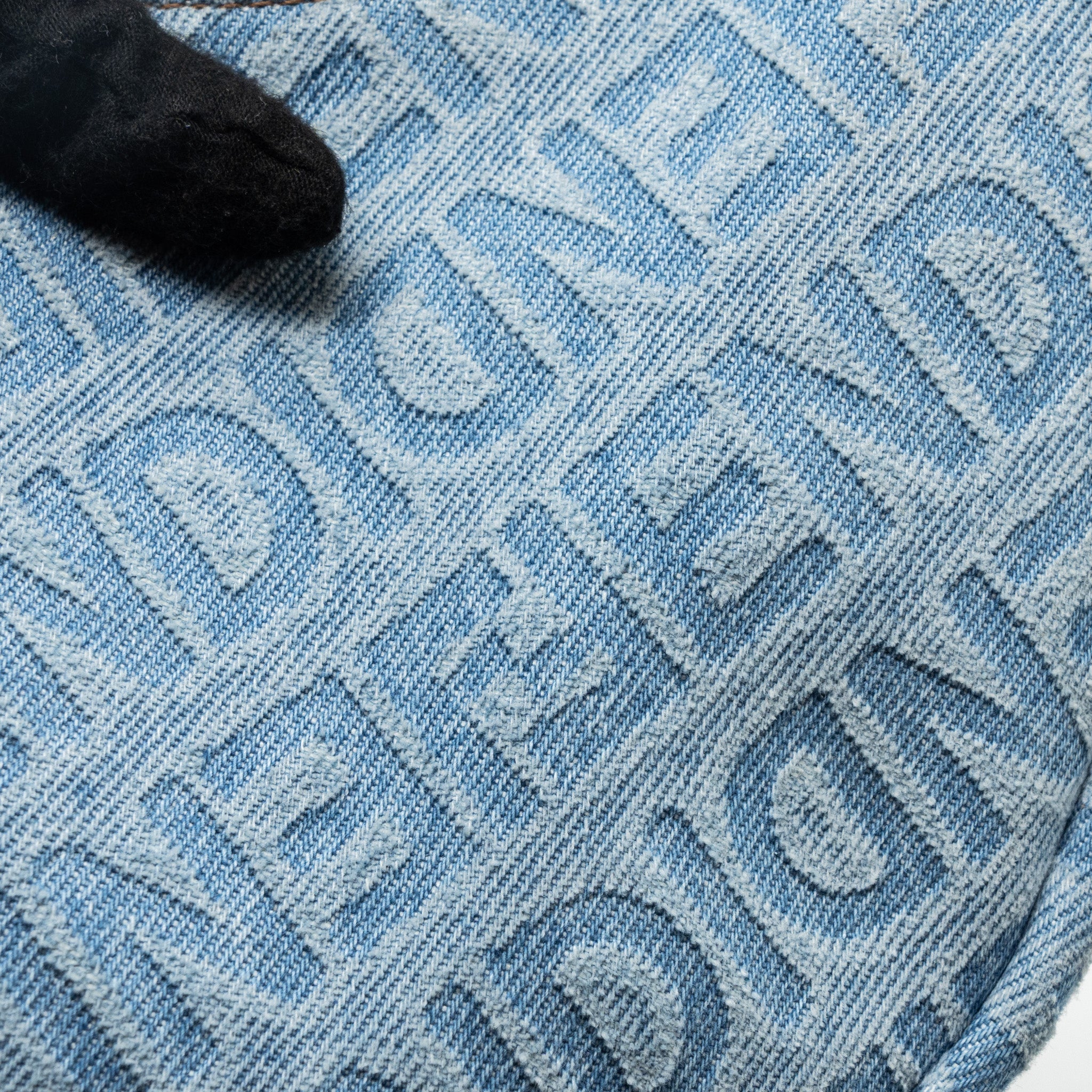 FENDI FENDIGRAPHY SMALL DENIM LIGHT BLUE SHW