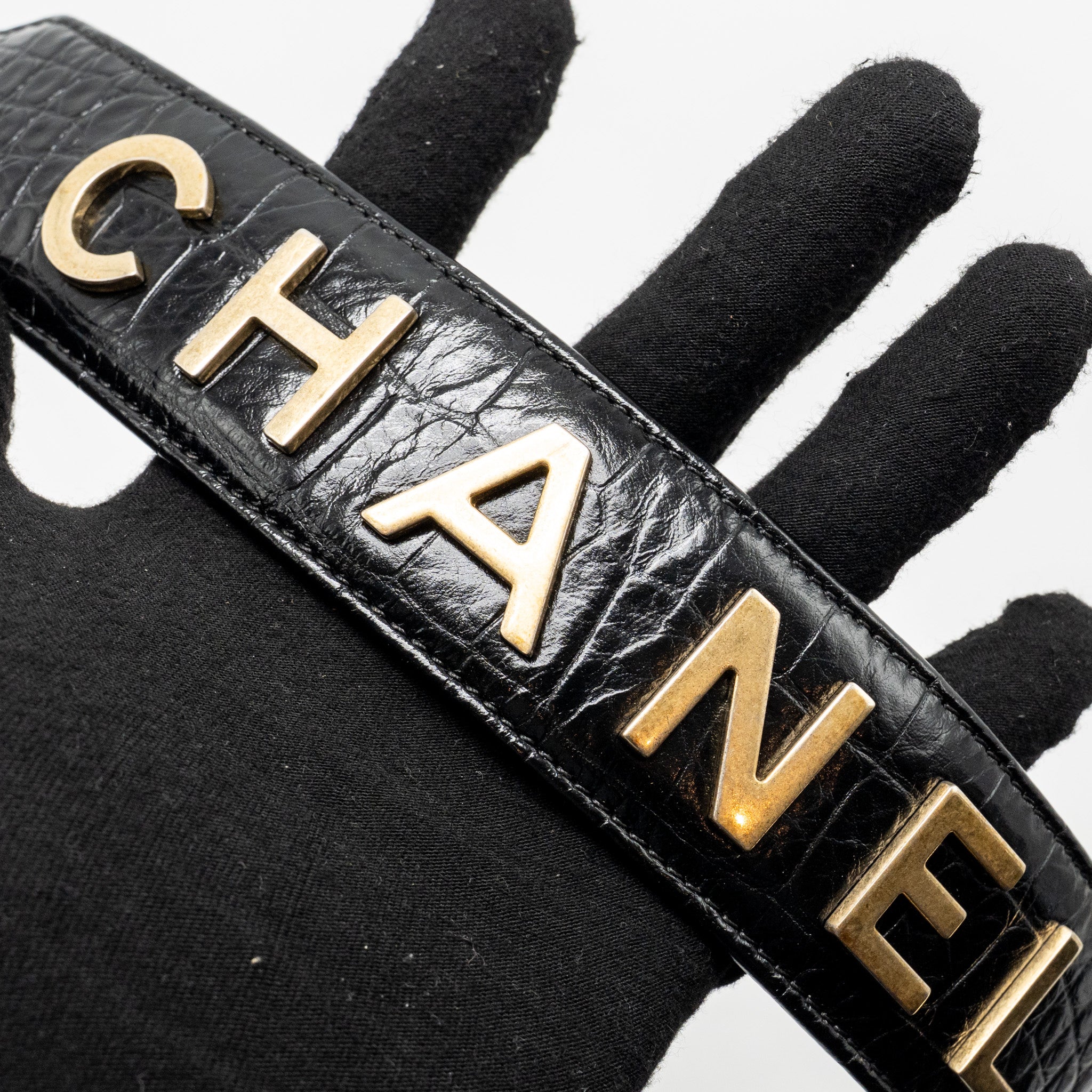 CHANEL SMALL GABRIELLE HOBO BAG WITH TOP HANDLE CROC-EMBOSSED CALFSKIN BLACK MULTICOLOURED HARDWARE