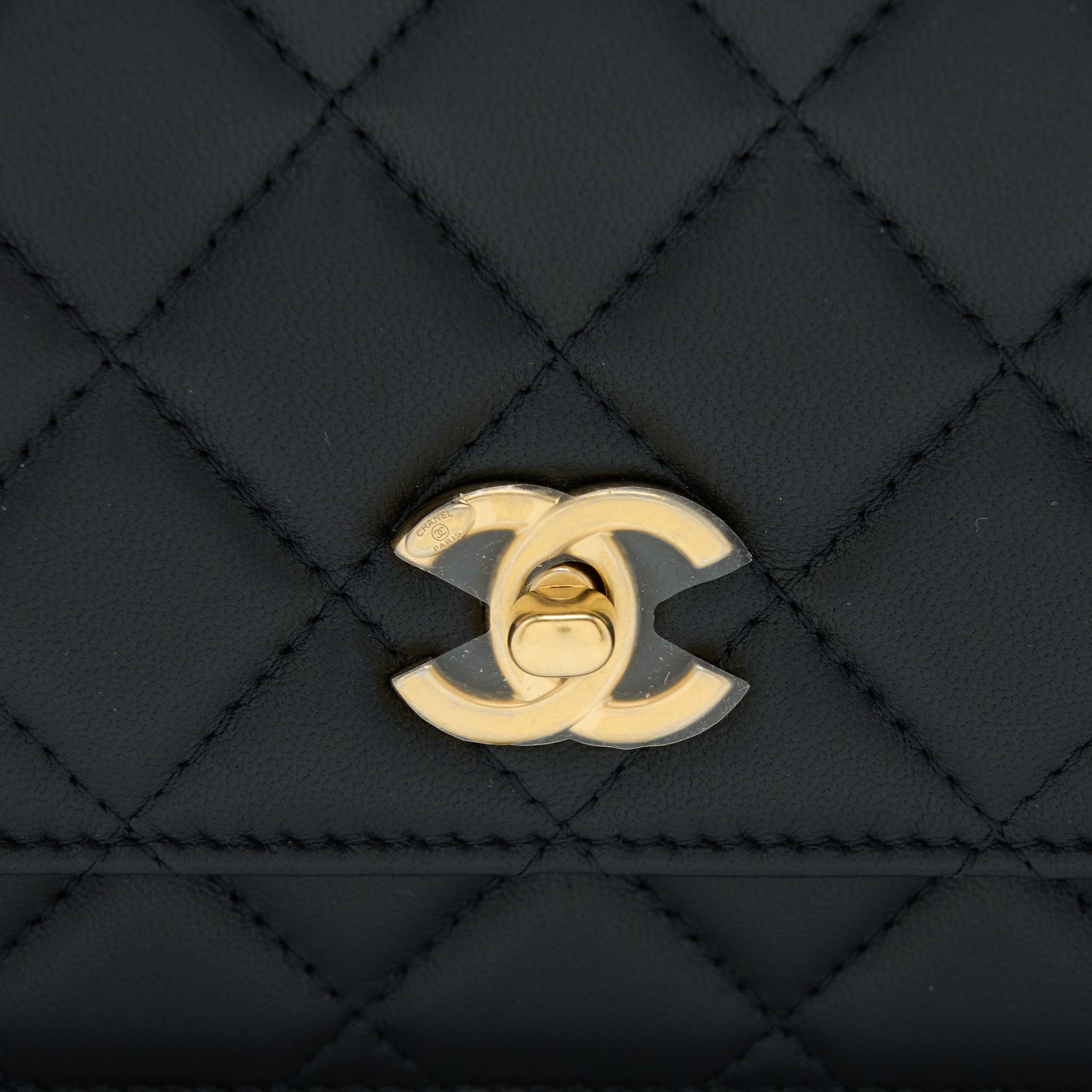 CHANEL PEARL CRUSH WALLET ON CHAIN LAMBSKIN BLACK BRUSHED GHW (MICROCHIP)