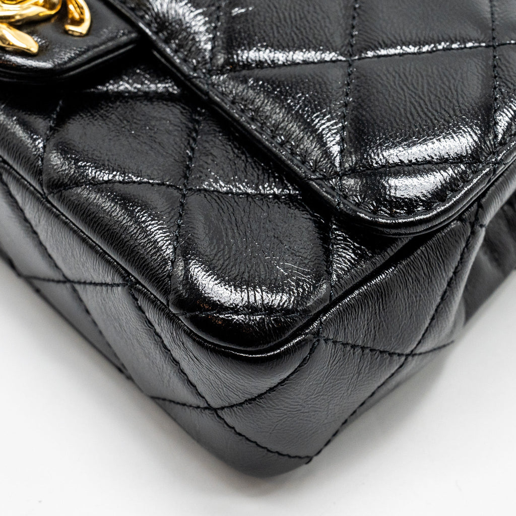 CHANEL 24B GIANT CHAIN FLAP SHOULDER BAG LAMBSKIN BLACK GHW (MICROCHIP)