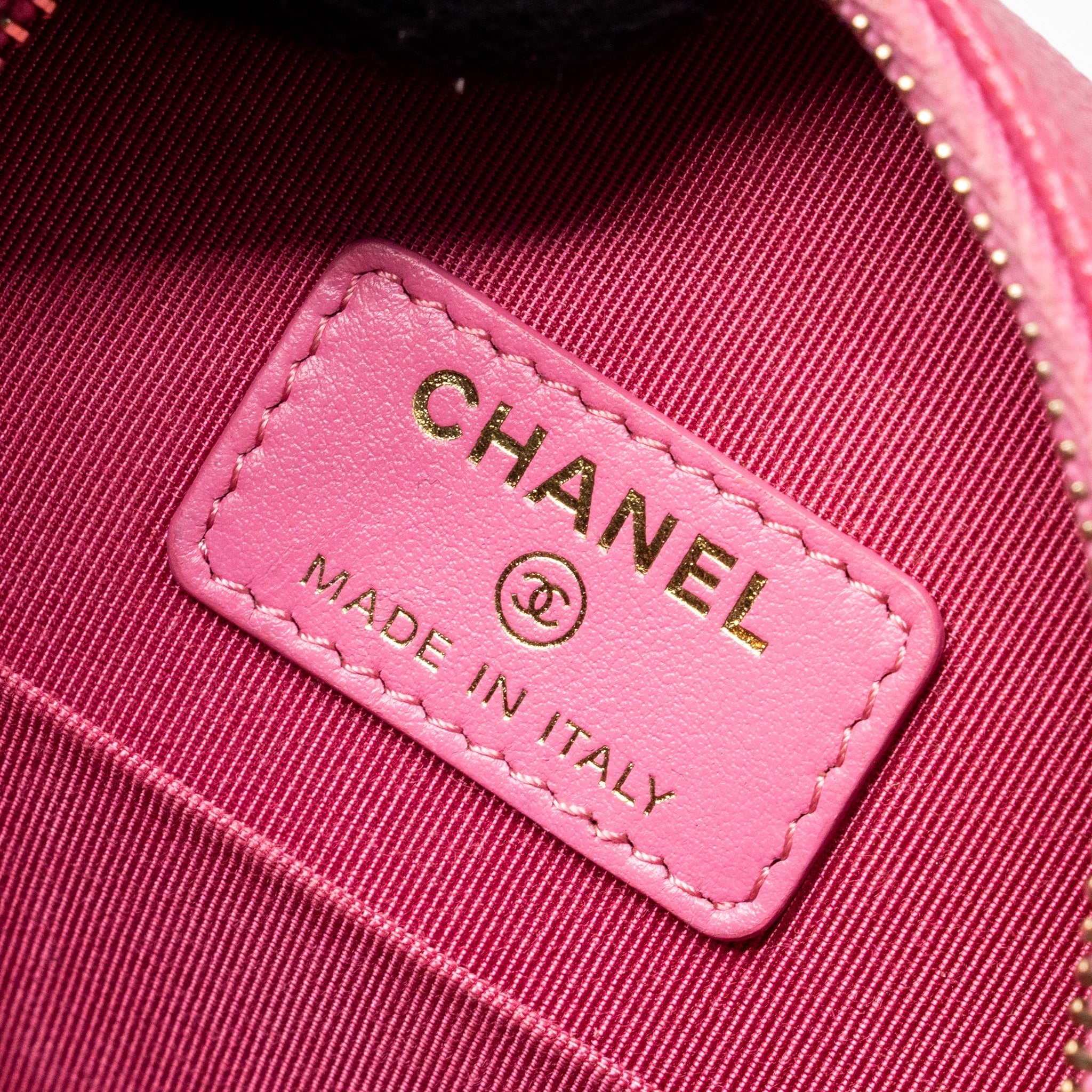 CHANEL ROUND VANITY WITH CHAIN CAVIAR PINK LGHW