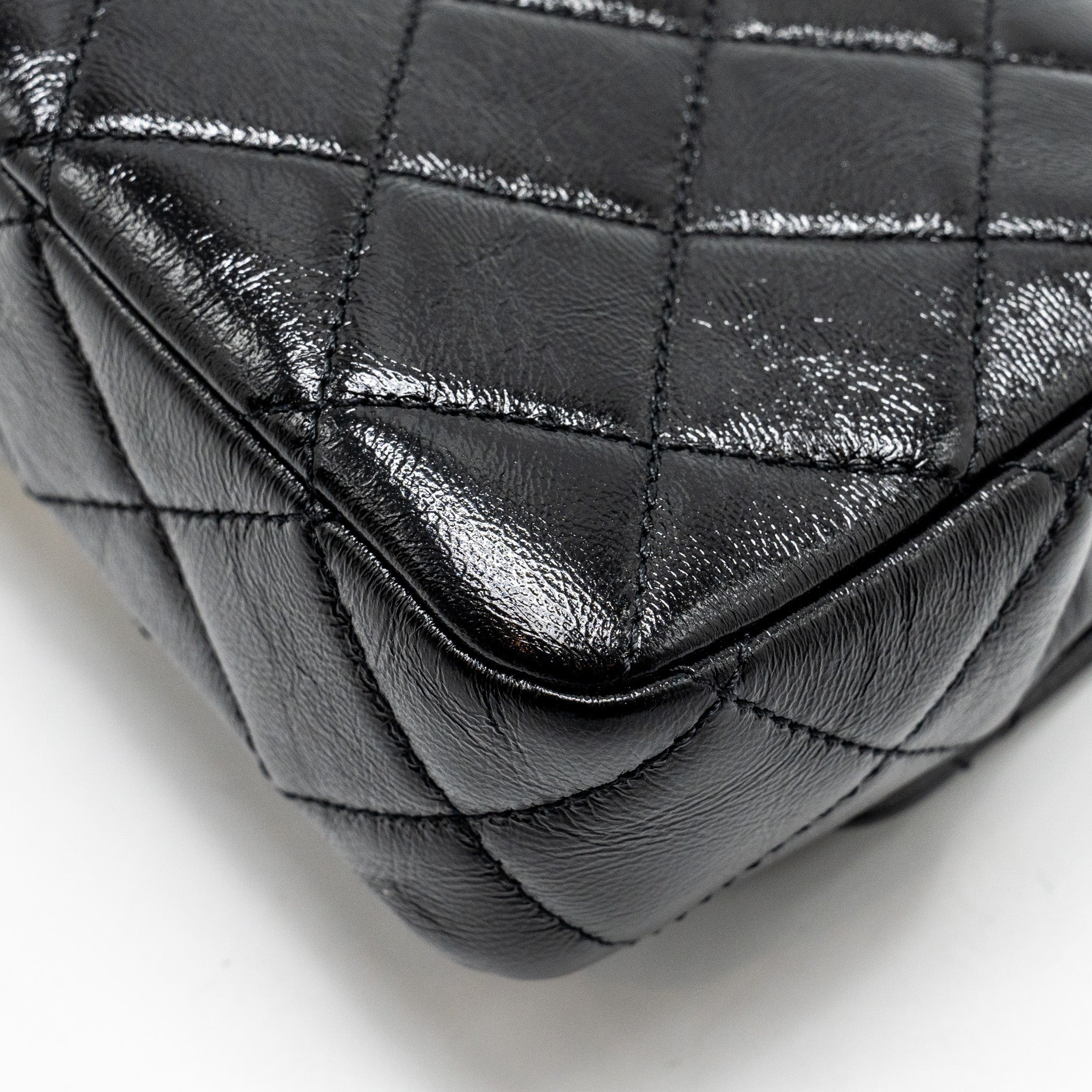 CHANEL 24B GIANT CHAIN FLAP SHOULDER BAG LAMBSKIN BLACK GHW (MICROCHIP)