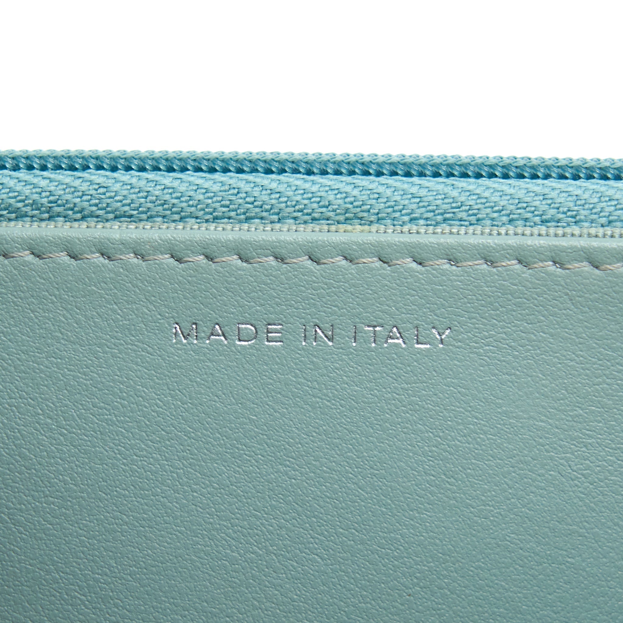 CHANEL WALLET ON CHAIN CAVIAR LIGHT BLUE SHW
