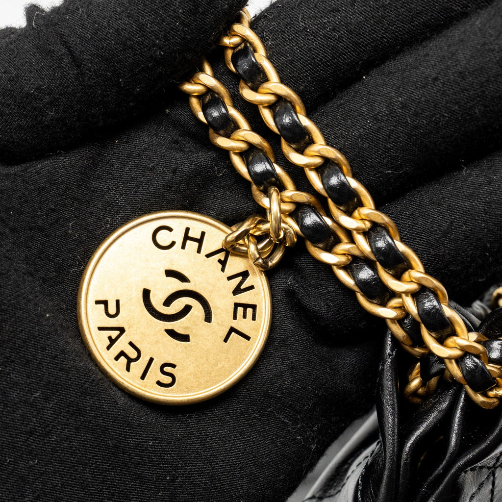 CHANEL MINI 22 BAG SHINY CALFSKIN BLACK GHW (MICROCHIP)