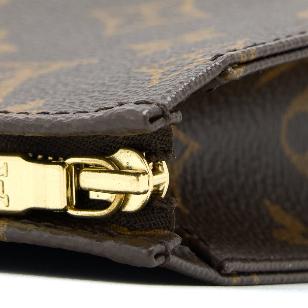 LOUIS VUITTON TOILETRY POCHETTE 26 MONOGRAM CANVAS GHW
