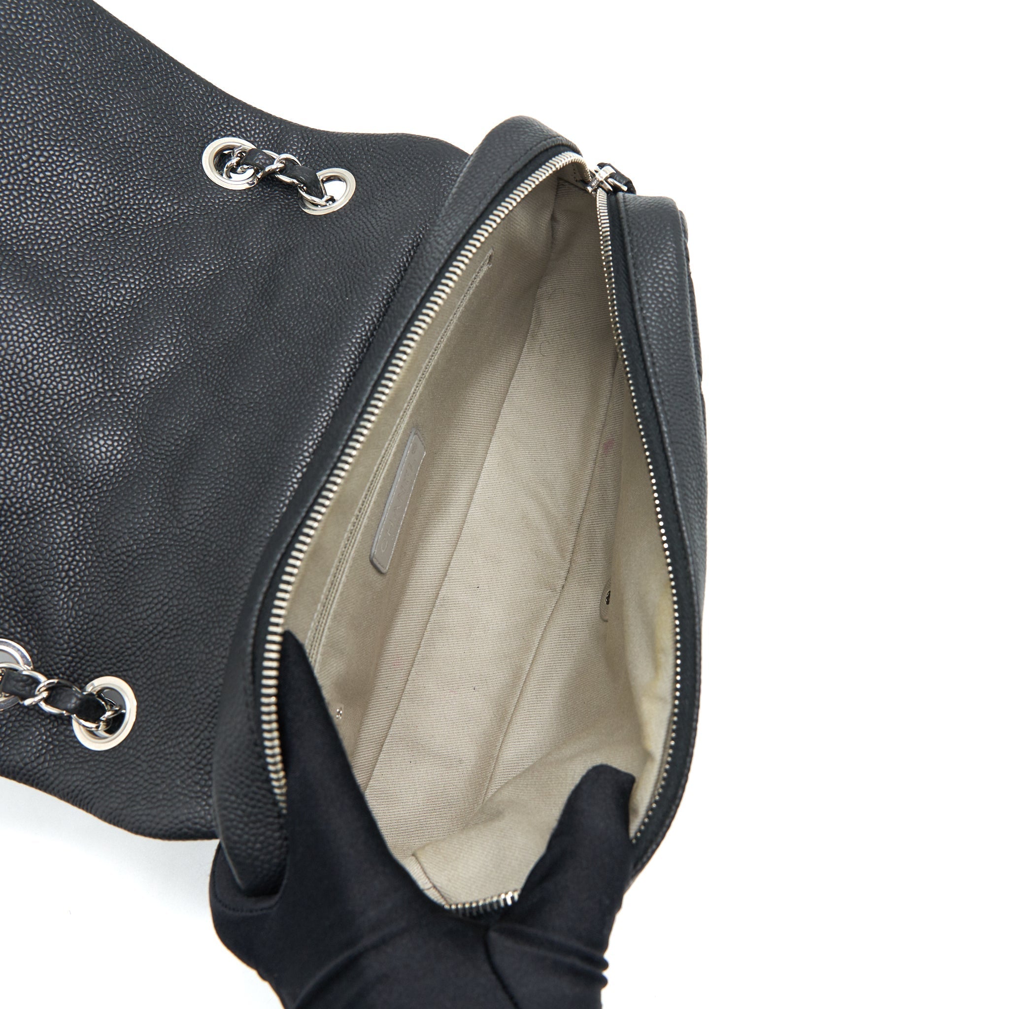 CHANEL FLAP BAG WITH INNER ZIPPER CAVIAR BLACK SHW