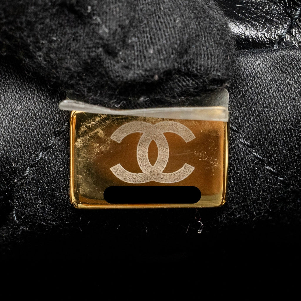 CHANEL MINI 22 BAG SHINY CALFSKIN BLACK GHW (MICROCHIP)