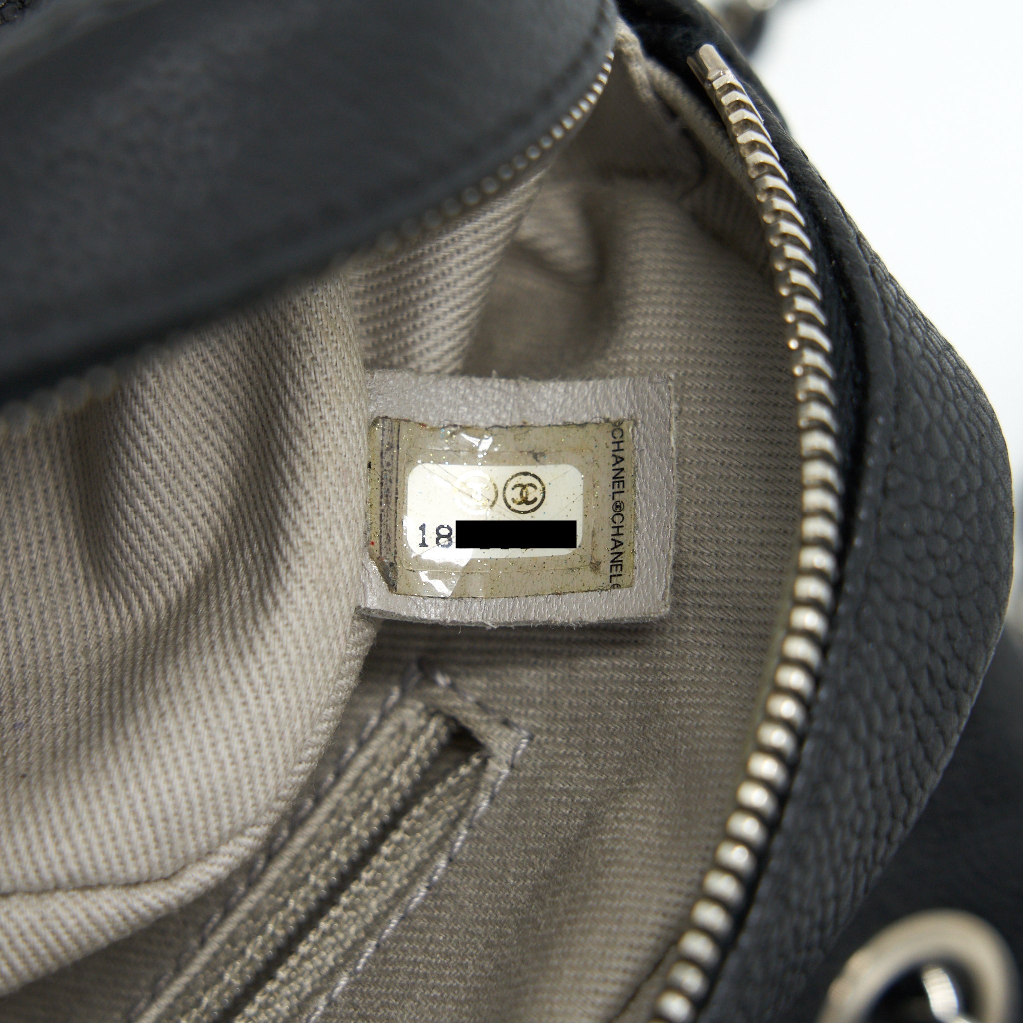 CHANEL FLAP BAG WITH INNER ZIPPER CAVIAR BLACK SHW