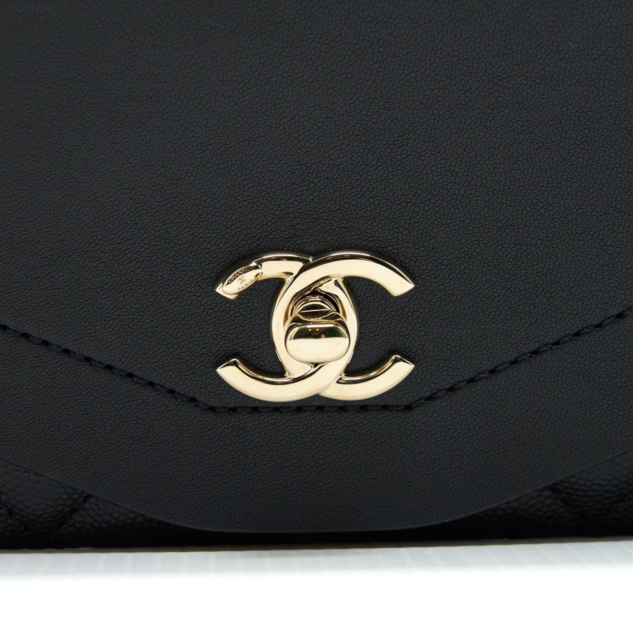 CHANEL FLAP CHAIN BAG BLACK LGHW