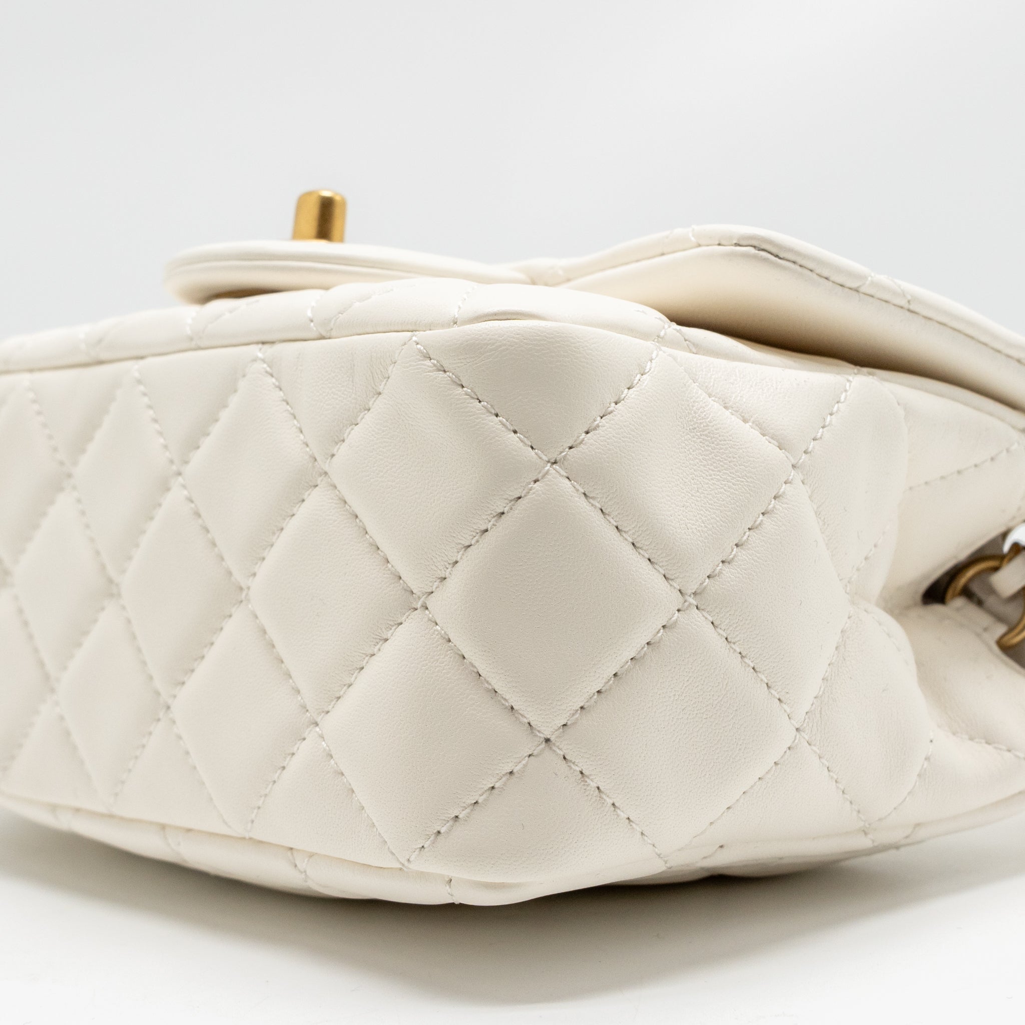 CHANEL PEARL CRUSH MINI SQUARE FLAP BAG LAMBSKIN WHITE GHW (MICROCHIP)