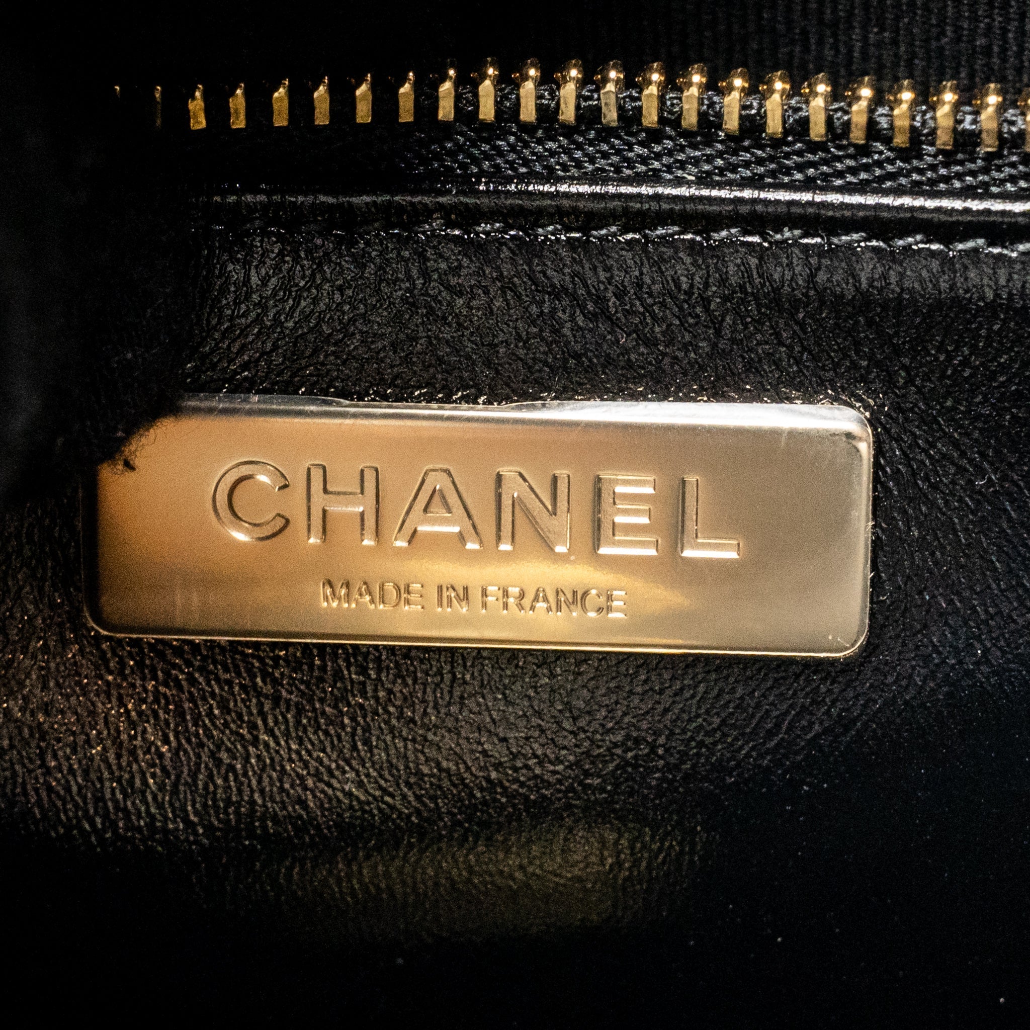 CHANEL MINI 31 BAG SHINY CALFSKIN BLACK LGHW (MICROCHIP)
