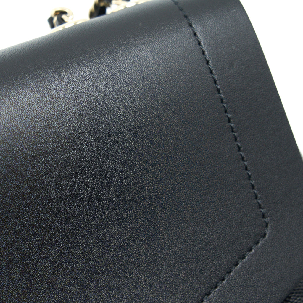 CHANEL FLAP CHAIN BAG BLACK LGHW
