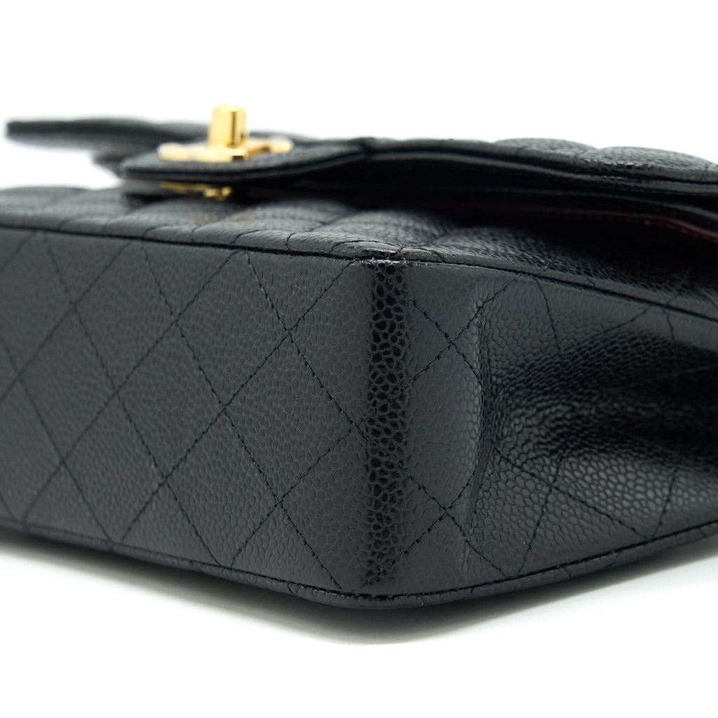 CHANEL 22C CAVIAR SMALL CLASSIC DOUBLE FLAP BAG BLACK GHW
