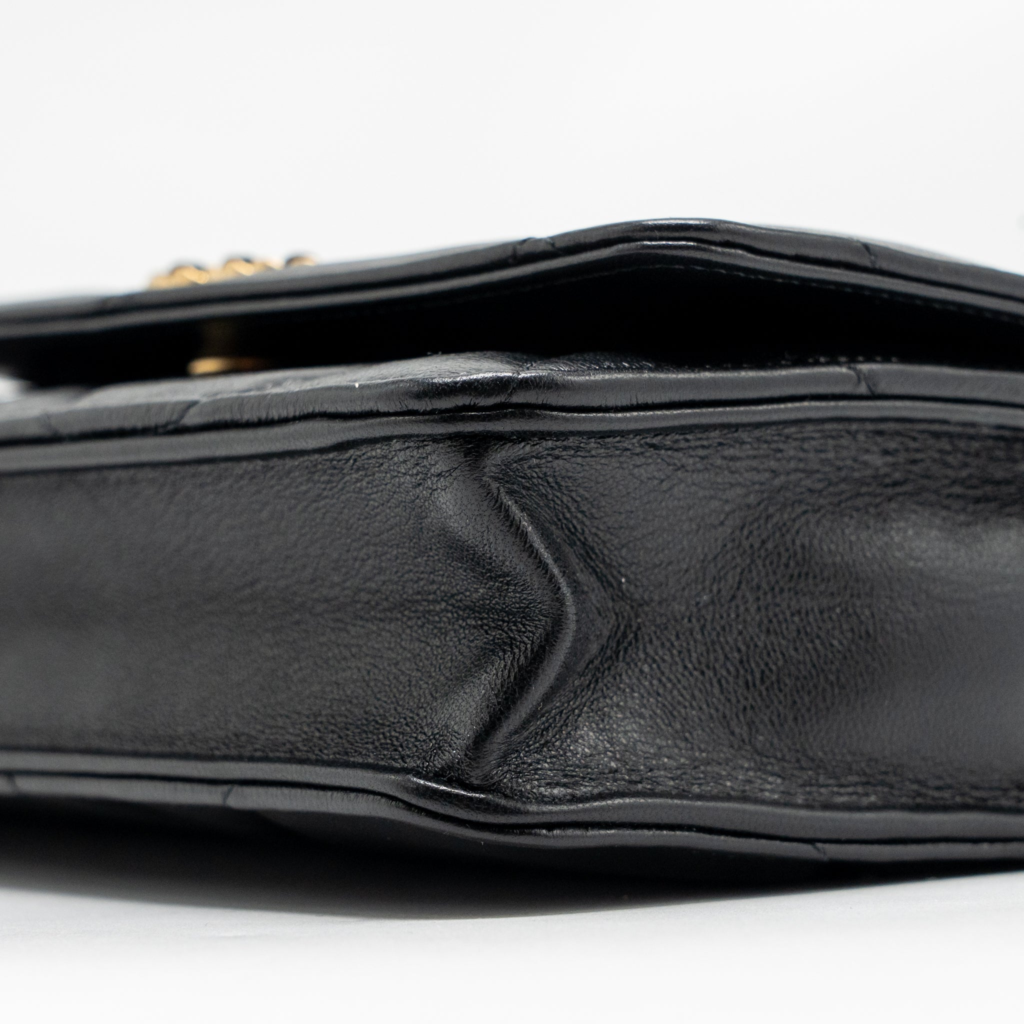 CHANEL 19 WALLET ON CHAIN LAMBSKIN BLACK MULTICOLOUR HARDWARE