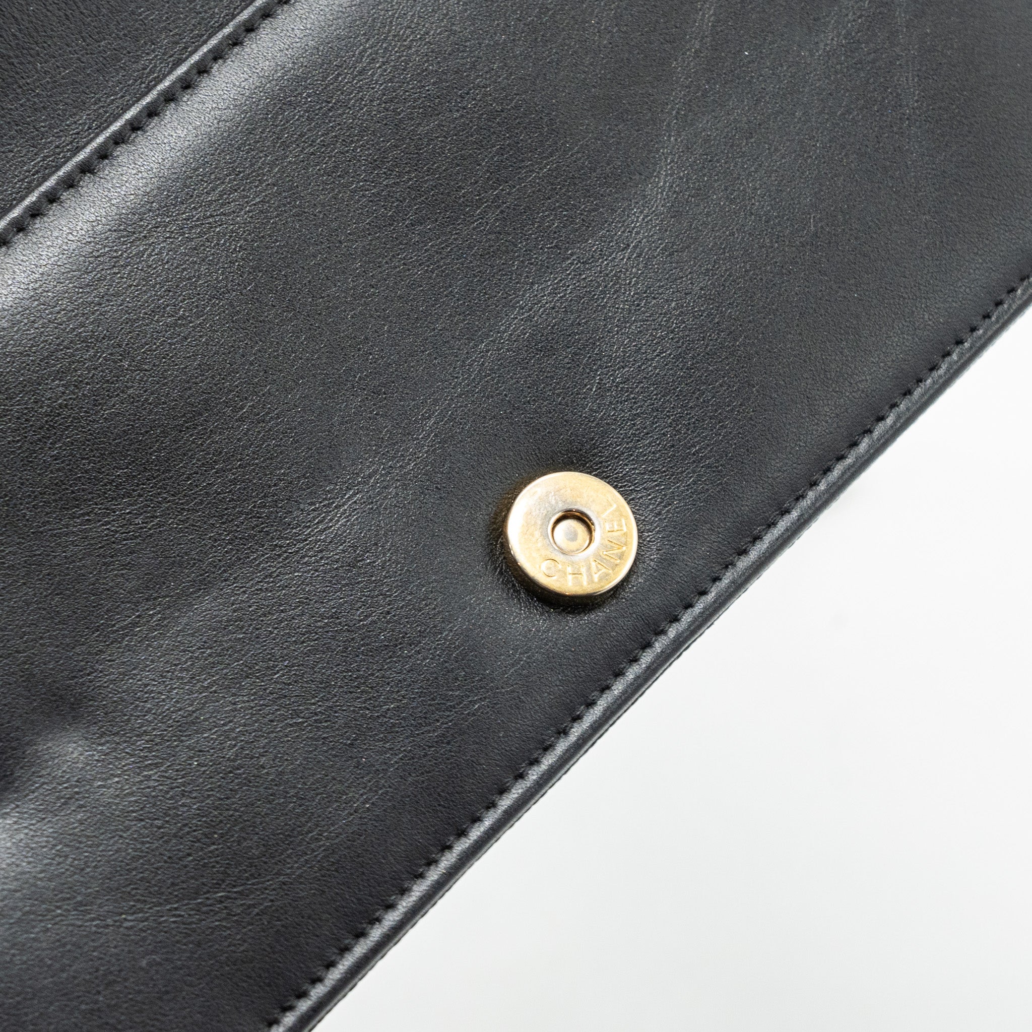 CHANEL BOY WALLET ON CHAIN CAVIAR BLACK GHW