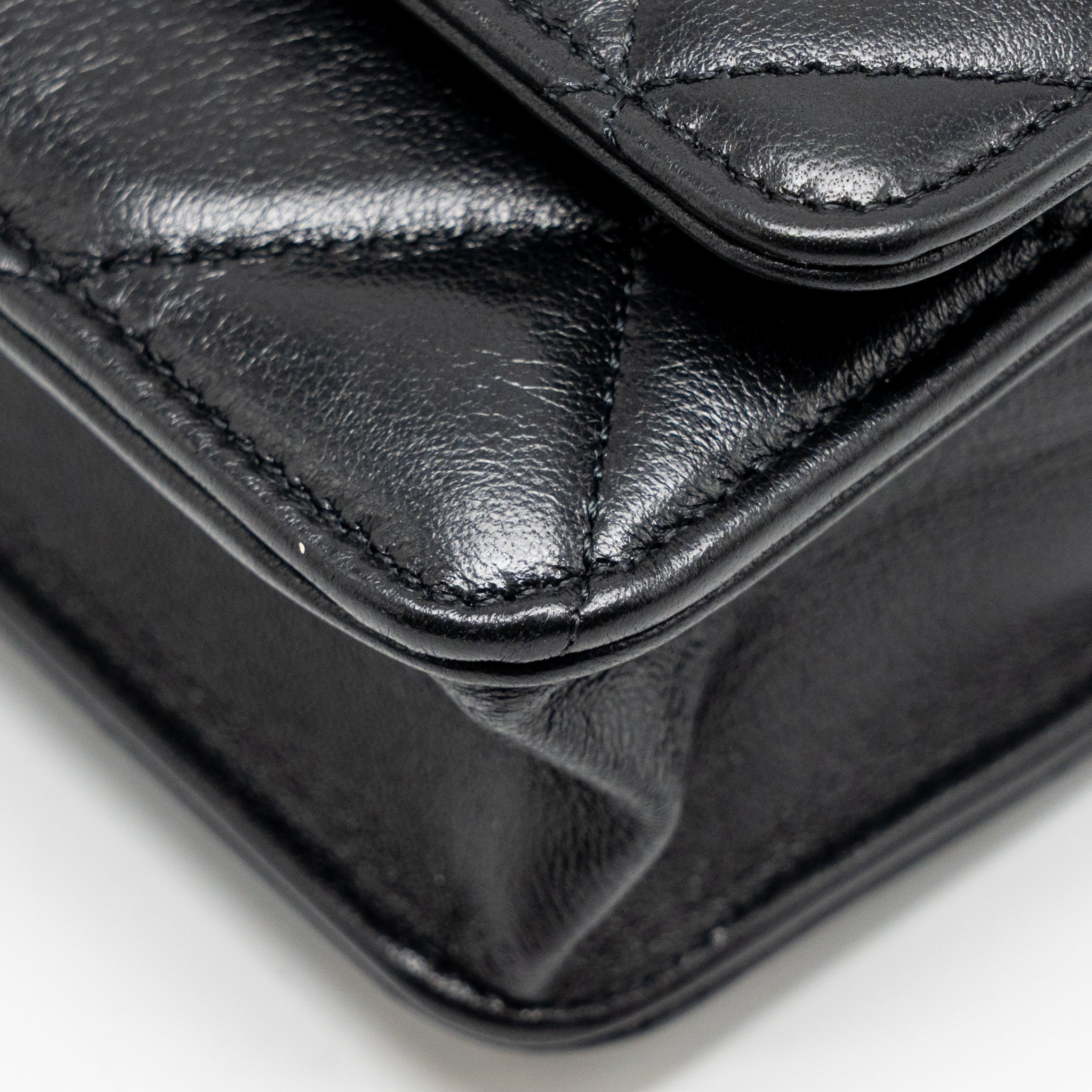 CHANEL 19 WALLET ON CHAIN LAMBSKIN BLACK MULTICOLOUR HARDWARE
