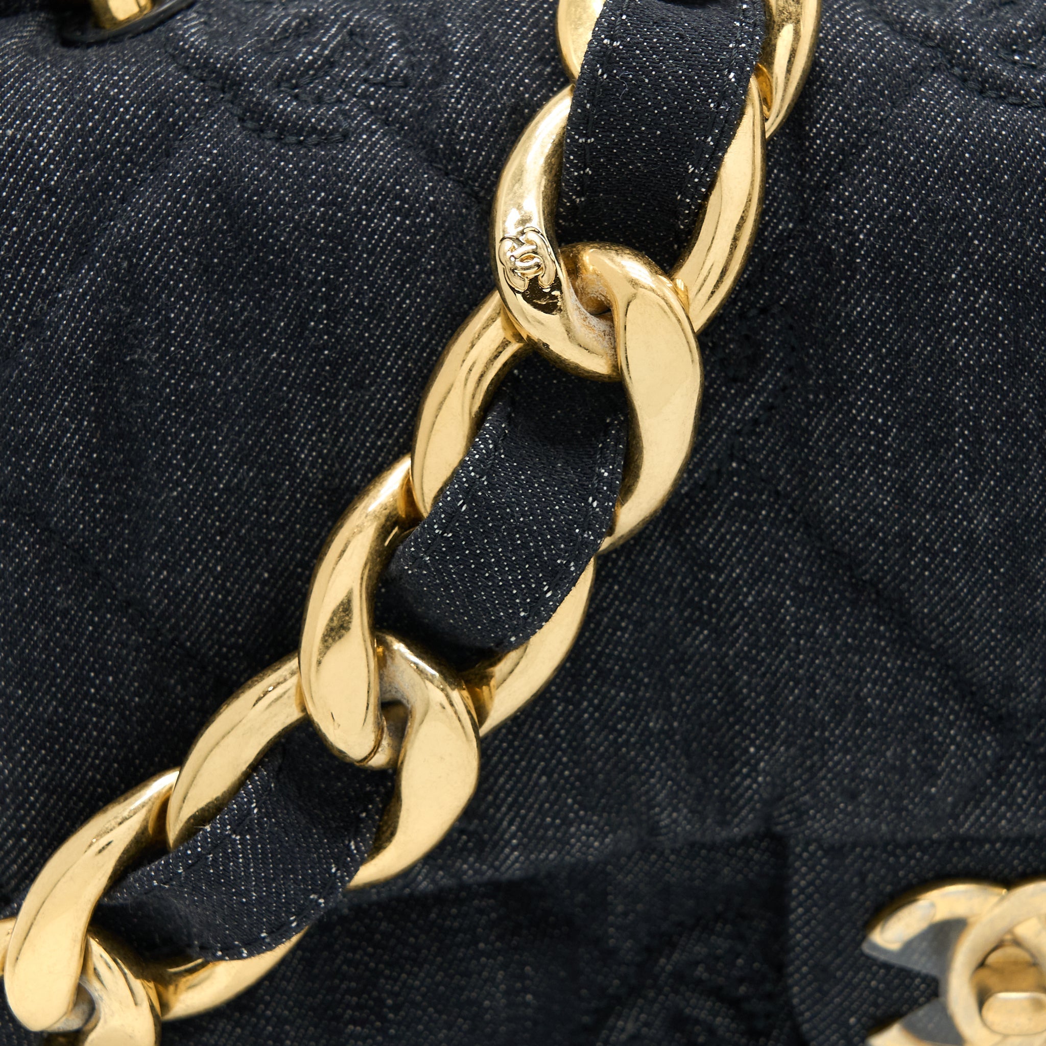 CHANEL 22S GIANT CHAIN FLAP SHOULDER BAG DENIM DARK BLUE BRUSHED GHW (MICROCHIP)