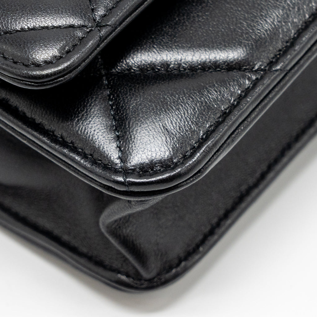 CHANEL 19 WALLET ON CHAIN LAMBSKIN BLACK MULTICOLOUR HARDWARE