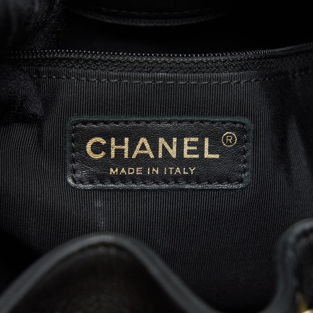 CHANEL CHEVRON BUCKET BAG GRAINED CALFSKIN BLACK GHW