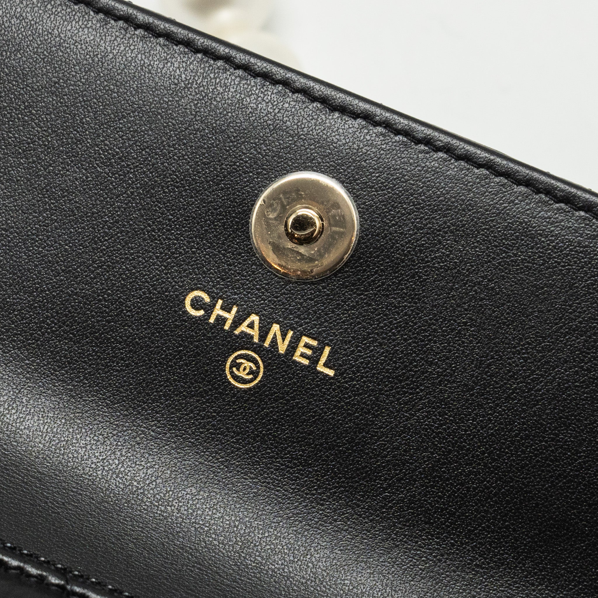 CHANEL CC LOGO CLUTCH WITH GIANT PEARL CHAIN LAMBSKIN BLACK LGHW