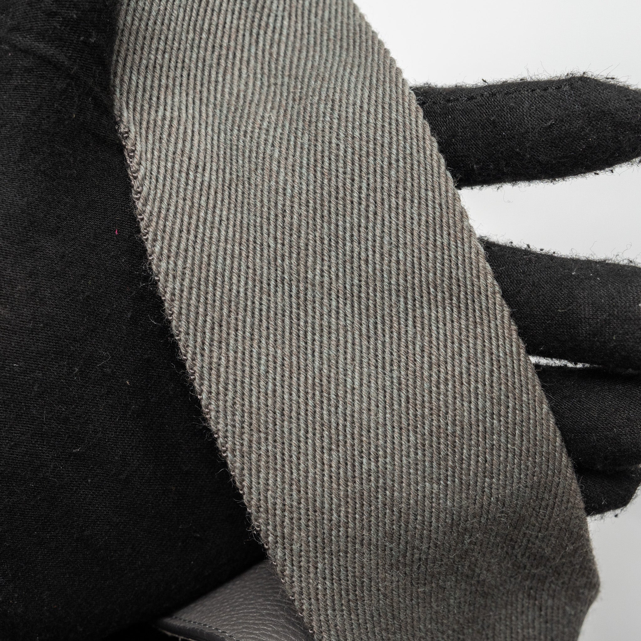 CELINE SANGLE BUCKET BAG GRAINED CALFSKIN GREY GHW