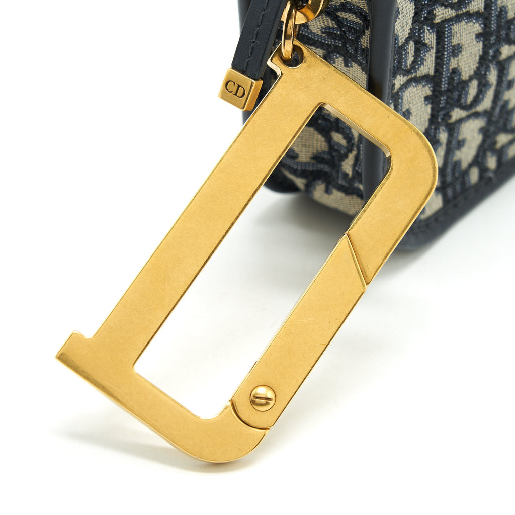 DIOR OBLIQUE DIORQUAKE CLUTCH WITH EXTRA WOVEN LOGO BAG STRAP