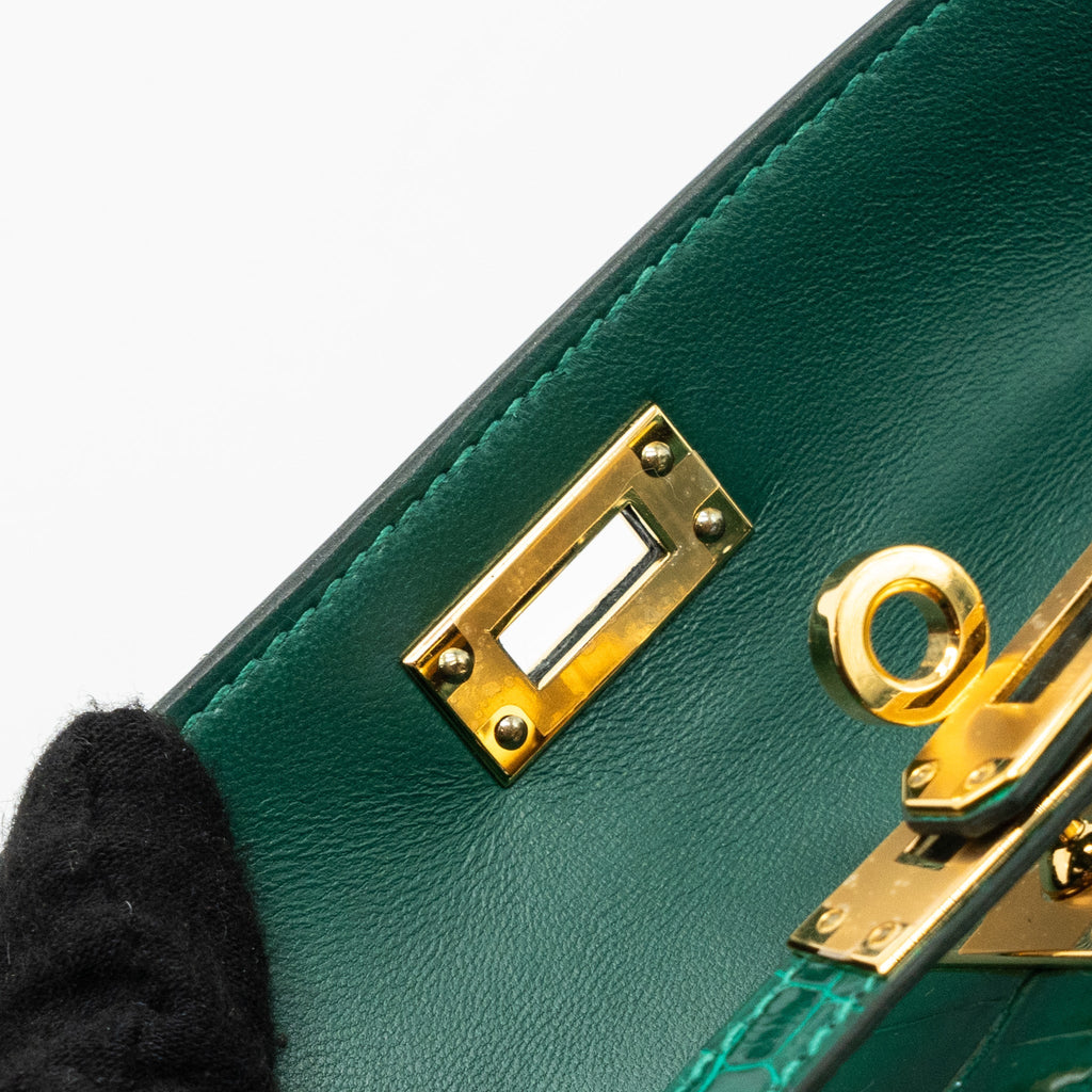 HERMES MINI KELLY II ALLIGATOR MISSISSIPPIENSIS LISSE 6Q VERT EMERAUDE GHW
