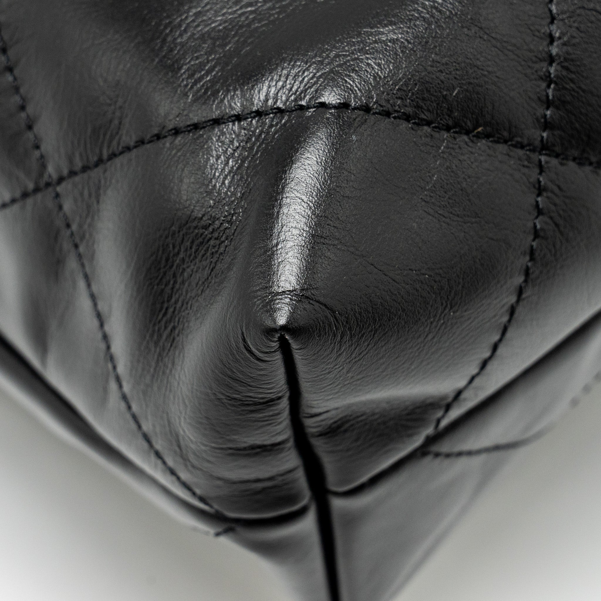 CHANEL SMALL 22 BAG SHINY CALFSKIN BLACK GHW (MICROCHIP)