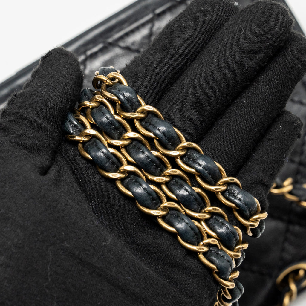 CHANEL QUILTED FLAP BAG CALFSKIN DARK BLUE GHW