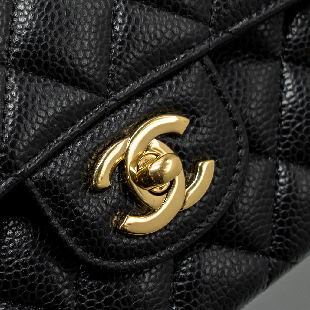 CHANEL MEDIUM CLASSIC DOUBLE FLAP BAG CAVIAR BLACK GHW (MICROCHIP )