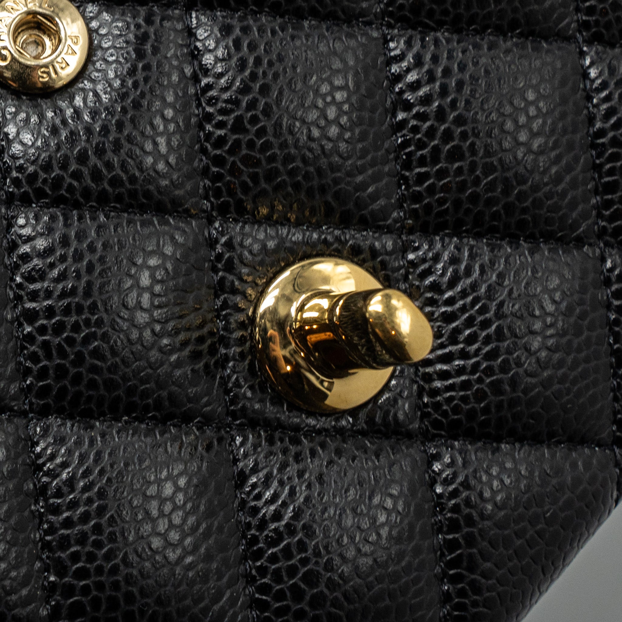 CHANEL MEDIUM CLASSIC DOUBLE FLAP BAG CAVIAR BLACK GHW (MICROCHIP )