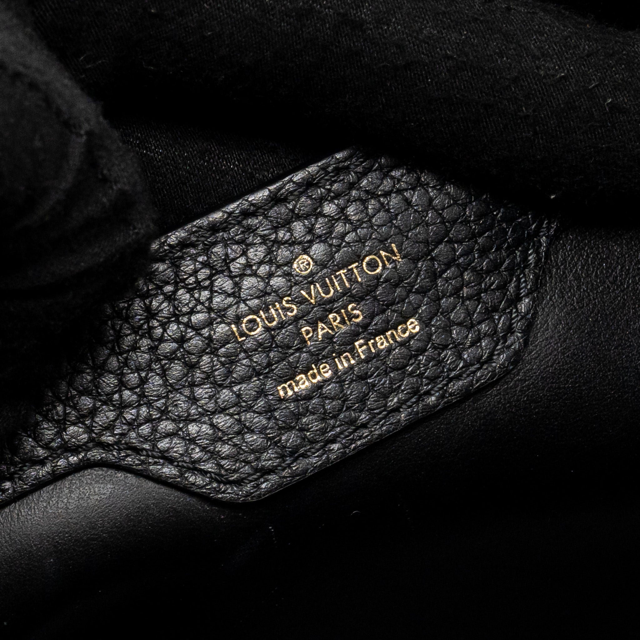 LOUIS VUITTON CAPUCINES MM CALFSKIN BLACK GHW