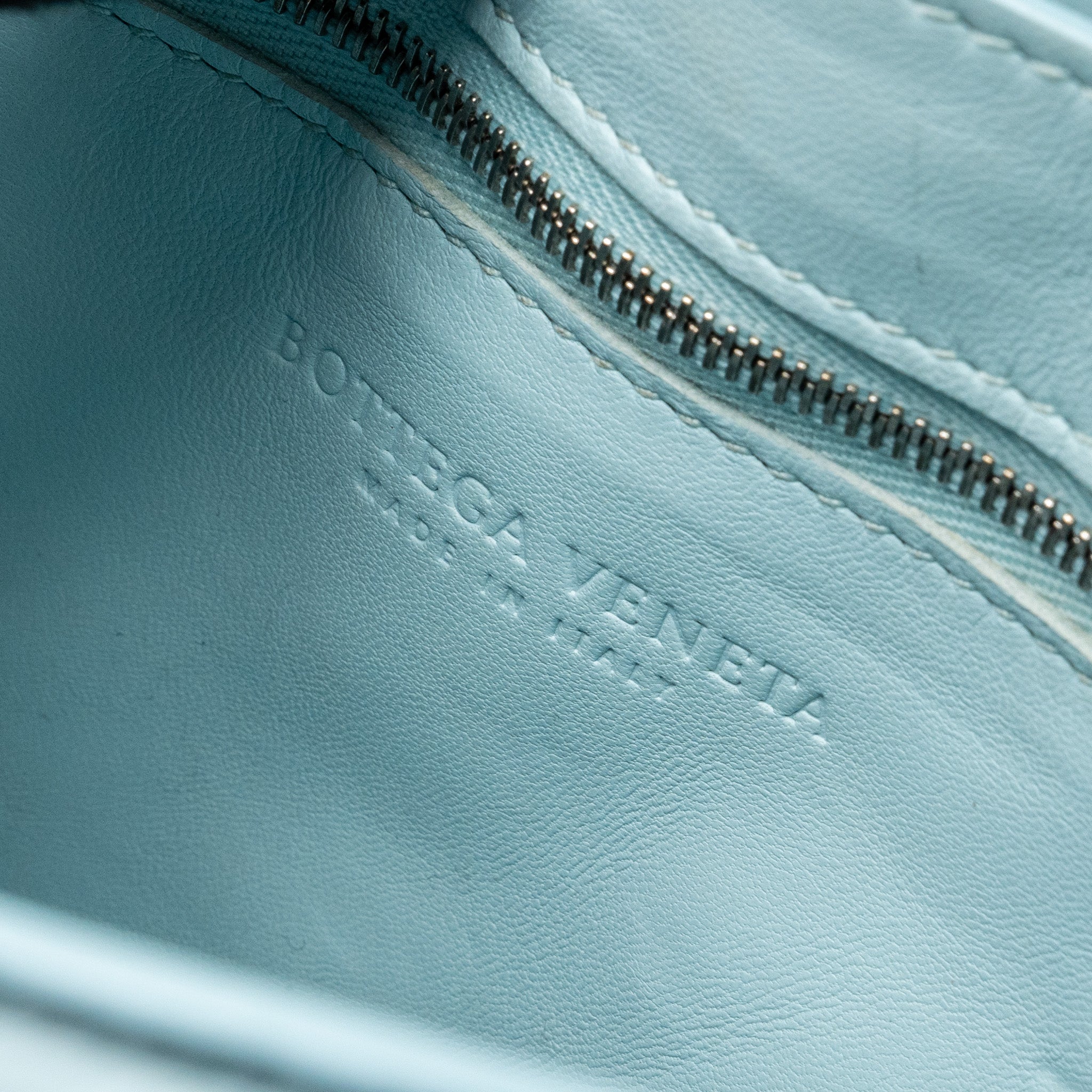 BOTTEGA VENETA PADDED CASSETTE SOFT LAMBSKIN LIGHT BLUE SHW