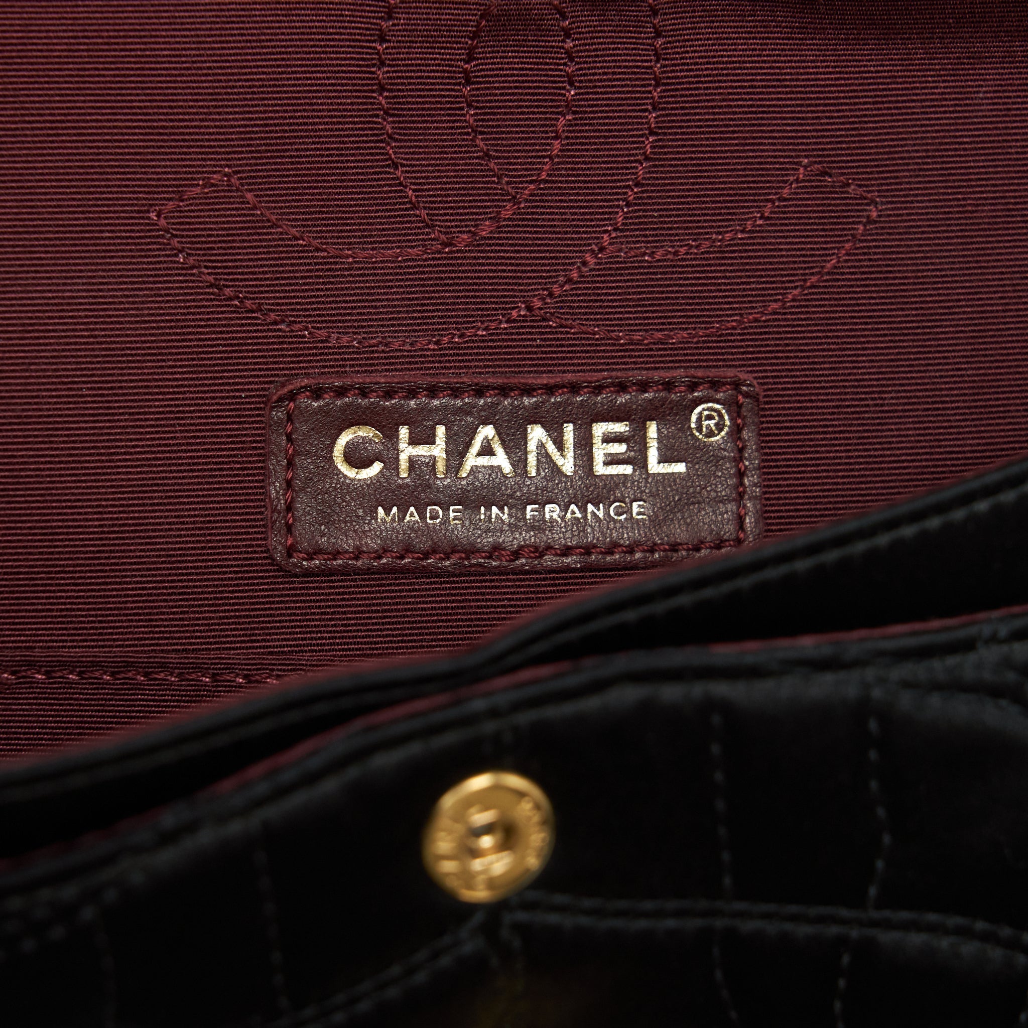 CHANEL 2.55 REISSUE FLAP BAG SATIN BLACK GHW