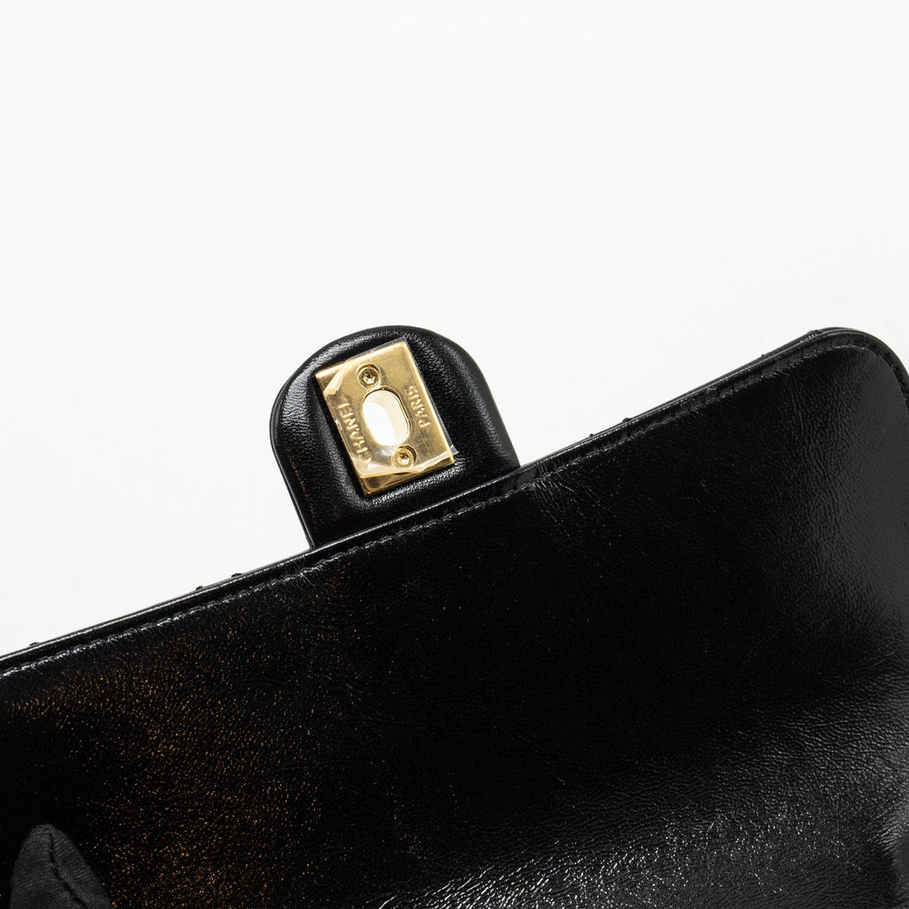 CHANEL 24B GIANT CHAIN FLAP SHOULDER BAG LAMBSKIN BLACK GHW (MICROCHIP)