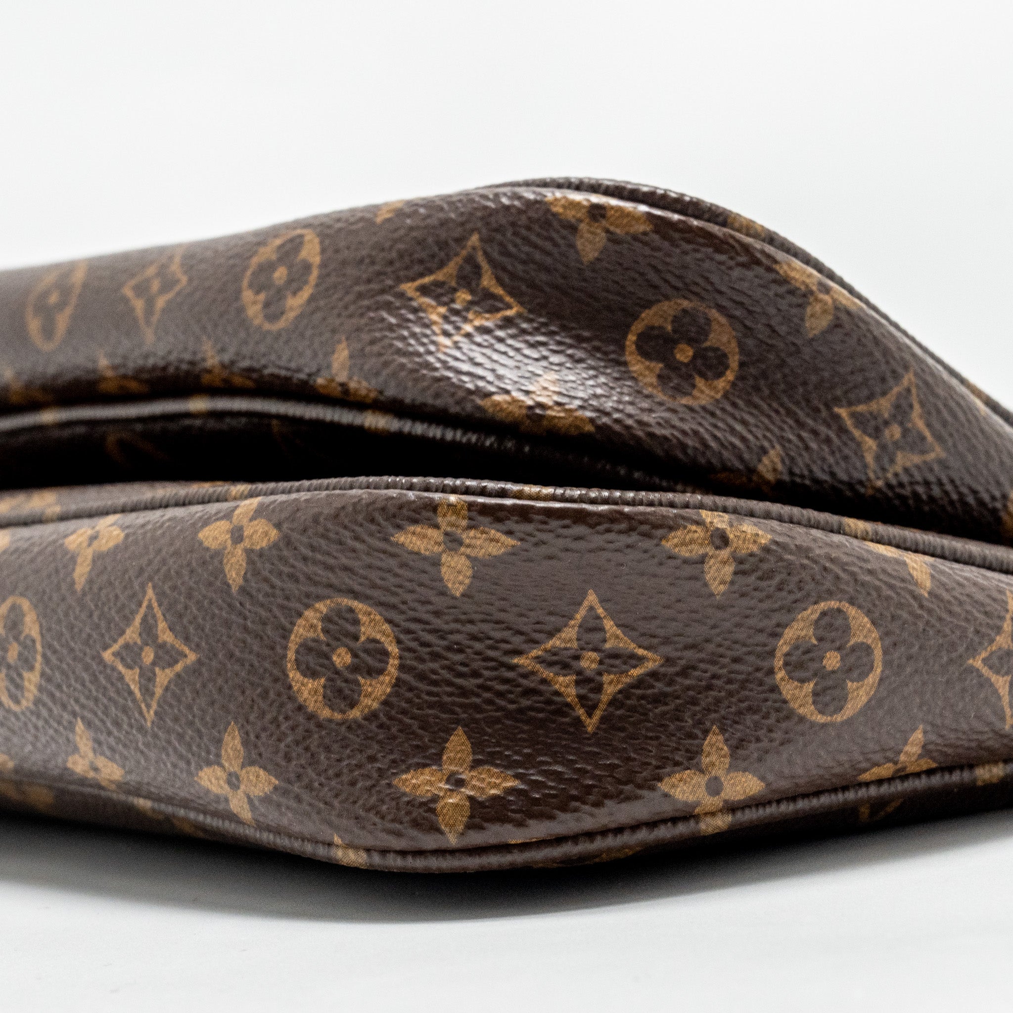 LOUIS VUITTON MULTI POCHETTE ACCESSORIES MONOGRAM CANVAS KHAKI GHW