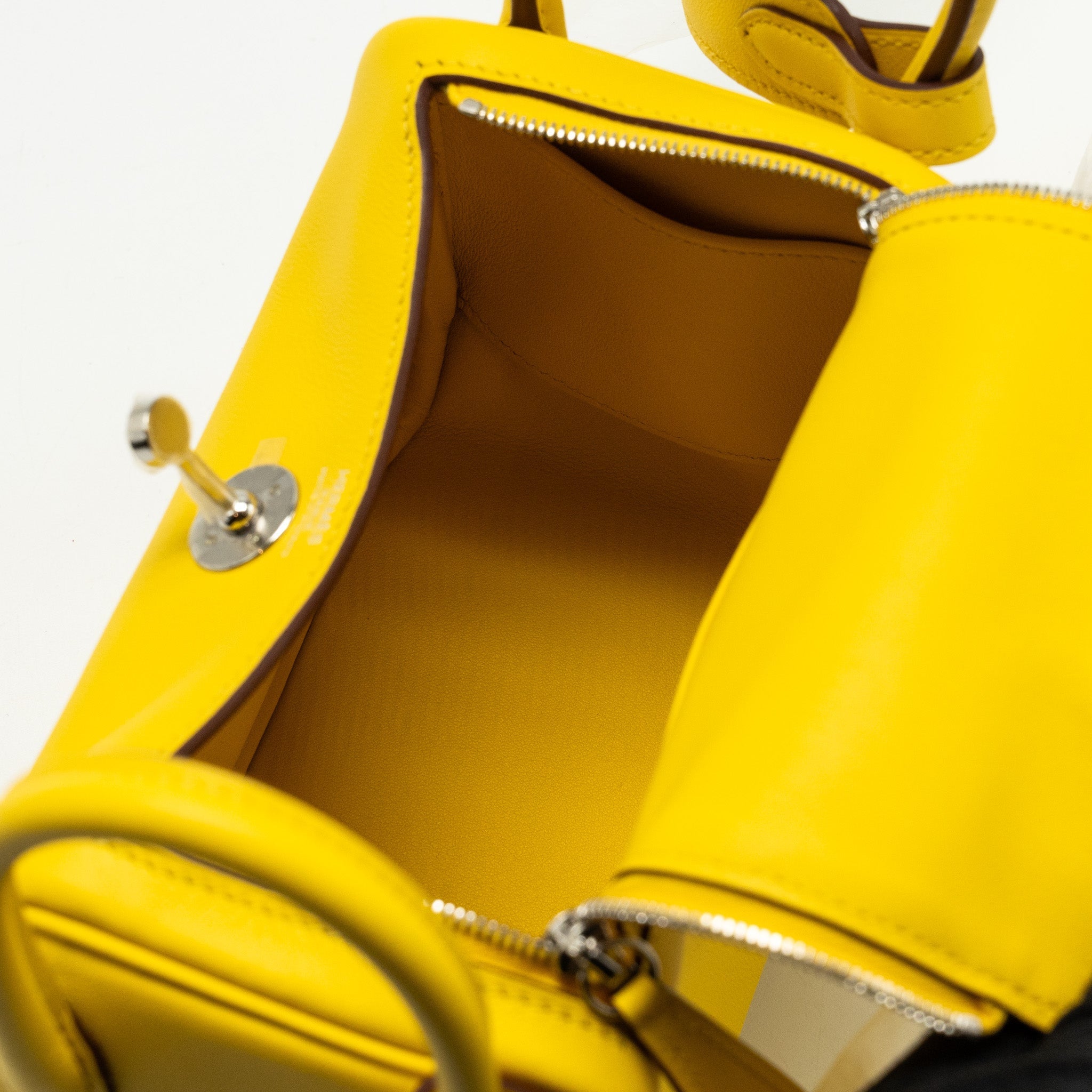 HERMES MINI LINDY SWIFT 9O JAUNE DE NAPLES SHW