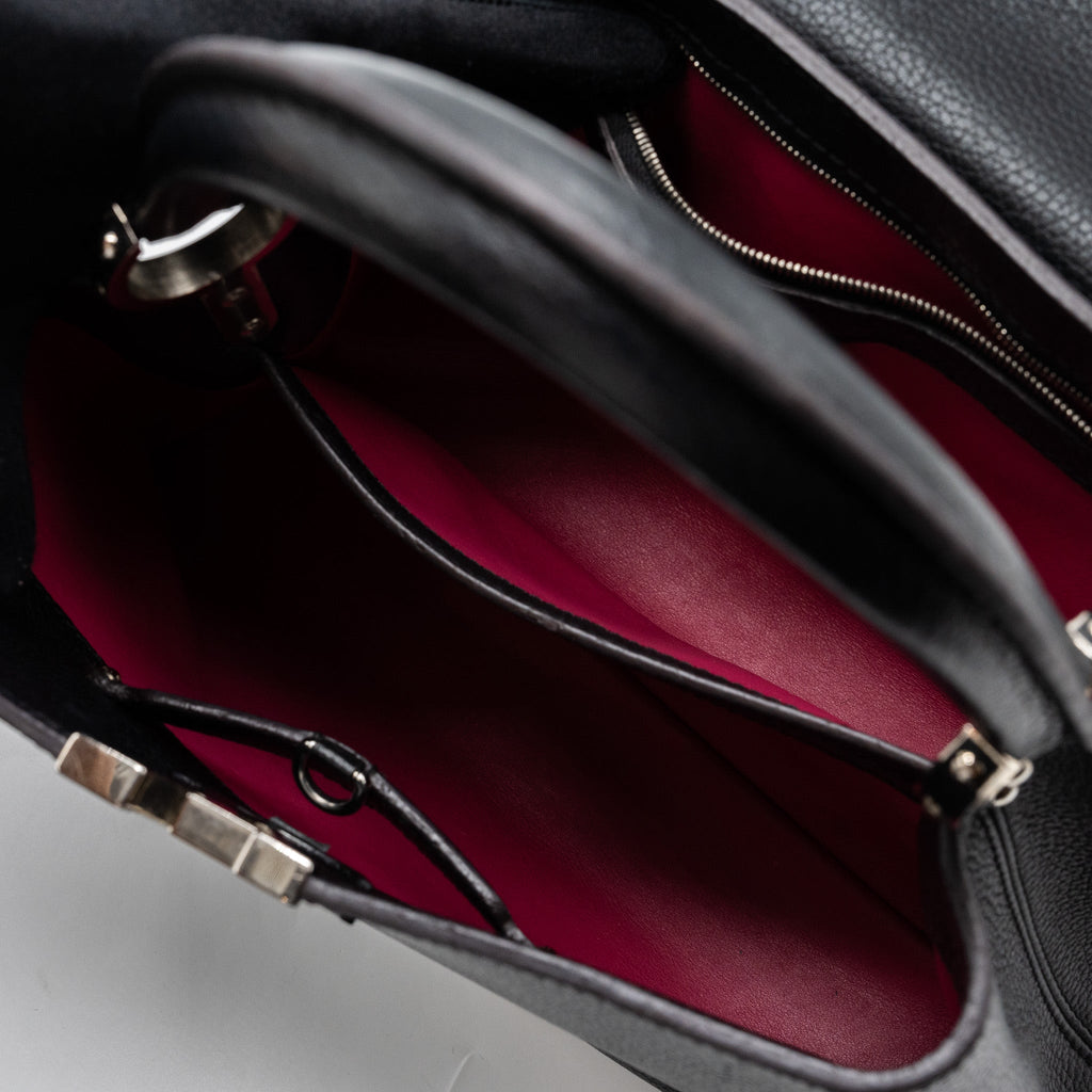LOUIS VUITTON CAPUCINES PM CALFSKIN BLACK SHW