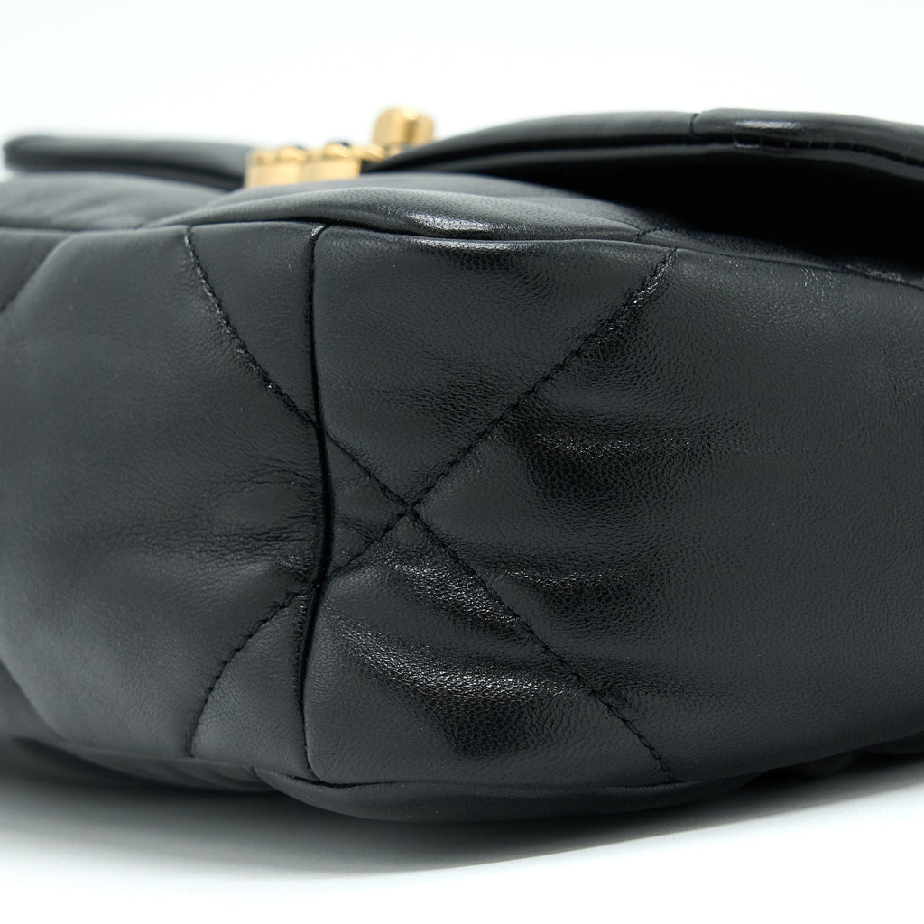 CHANEL SMALL 19 BAG LAMBSKIN BLACK MULTICOLOUR HARDWARE (MICROCHIP)