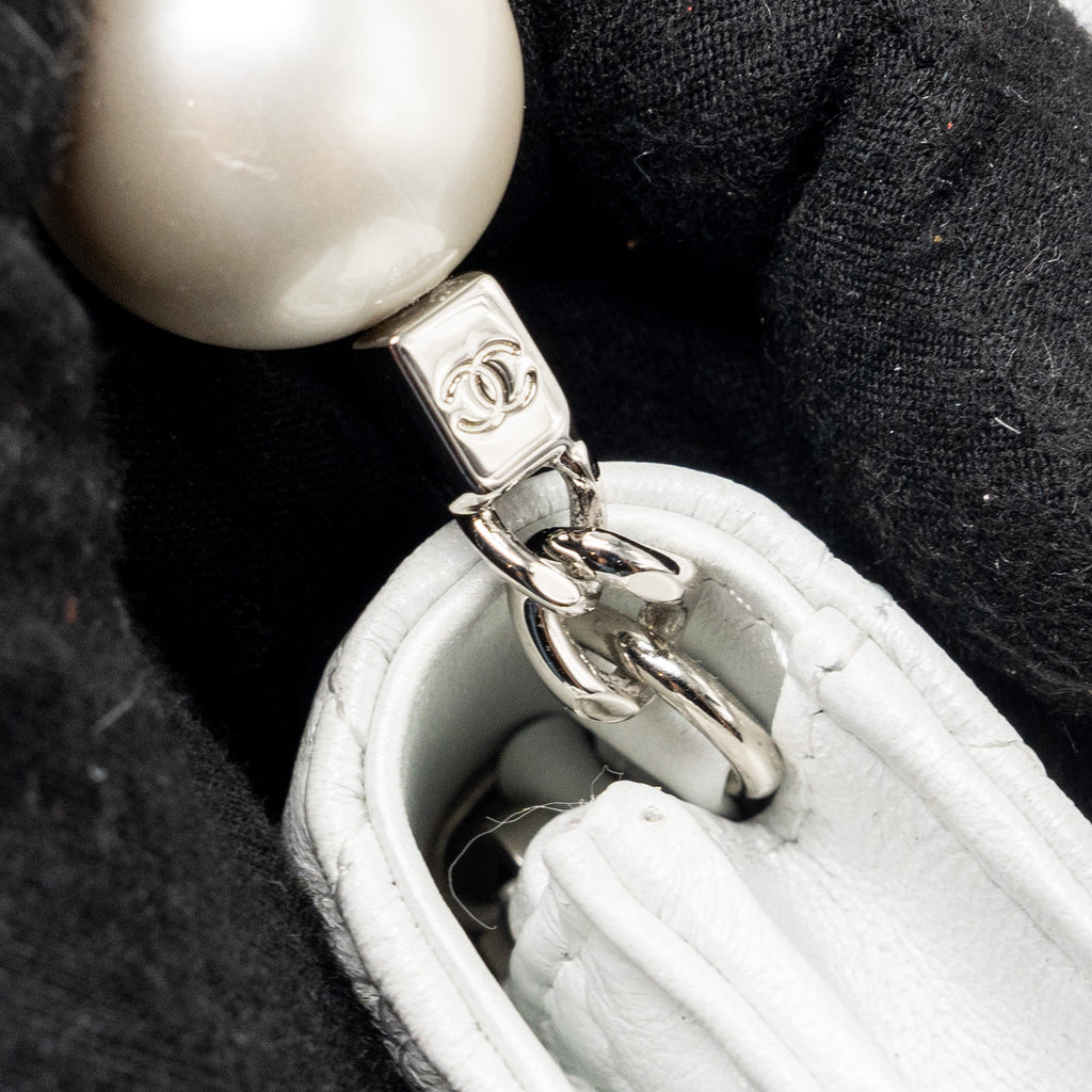 CHANEL GIANT PEARL CHAIN MINI FLAP BAG LAMBSKIN WHITE SHW