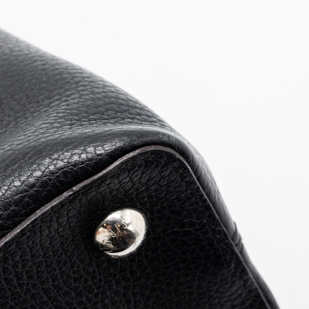 LOUIS VUITTON CAPUCINES PM CALFSKIN BLACK SHW