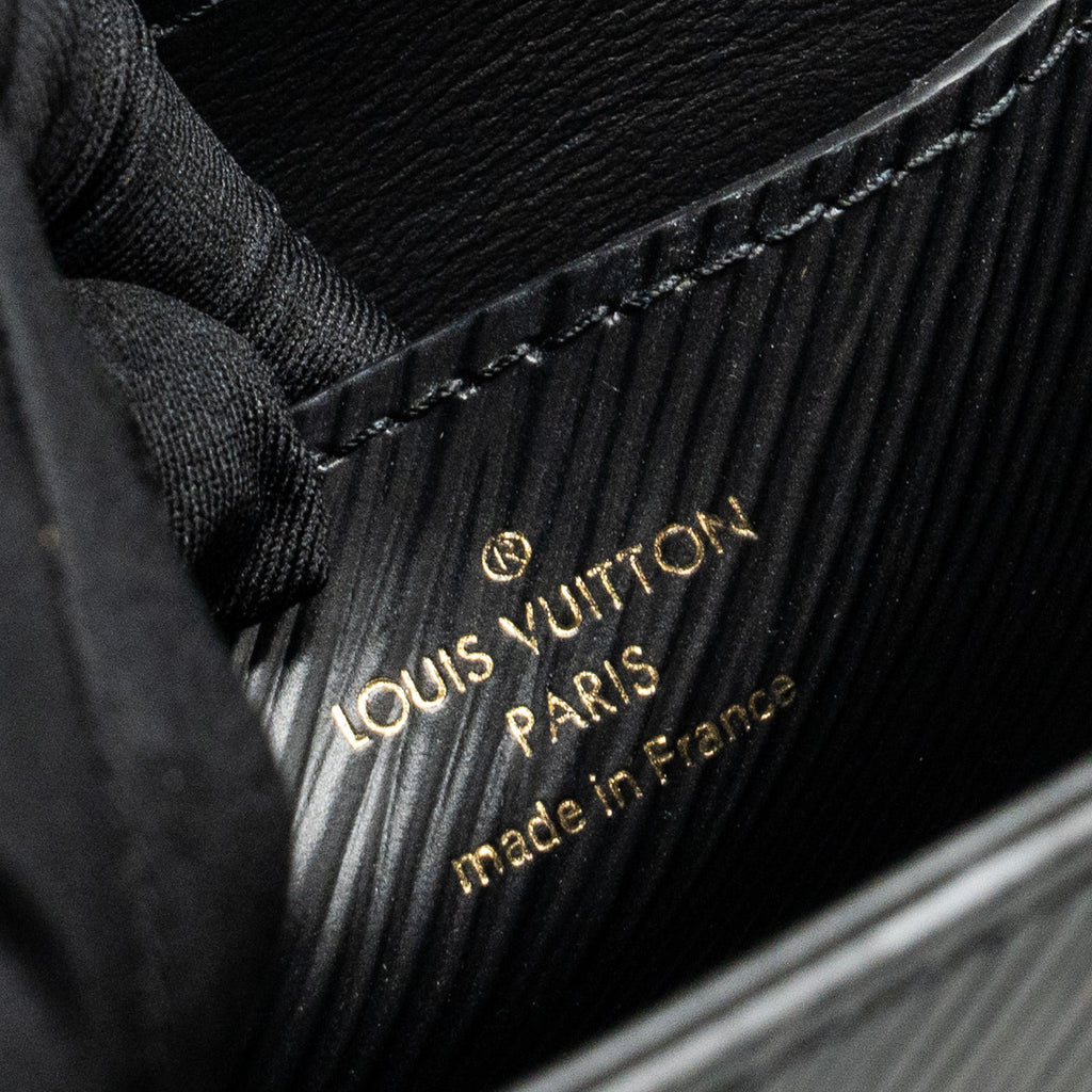 LOUIS VUITTON TWIST MM EPI BLACK GHW