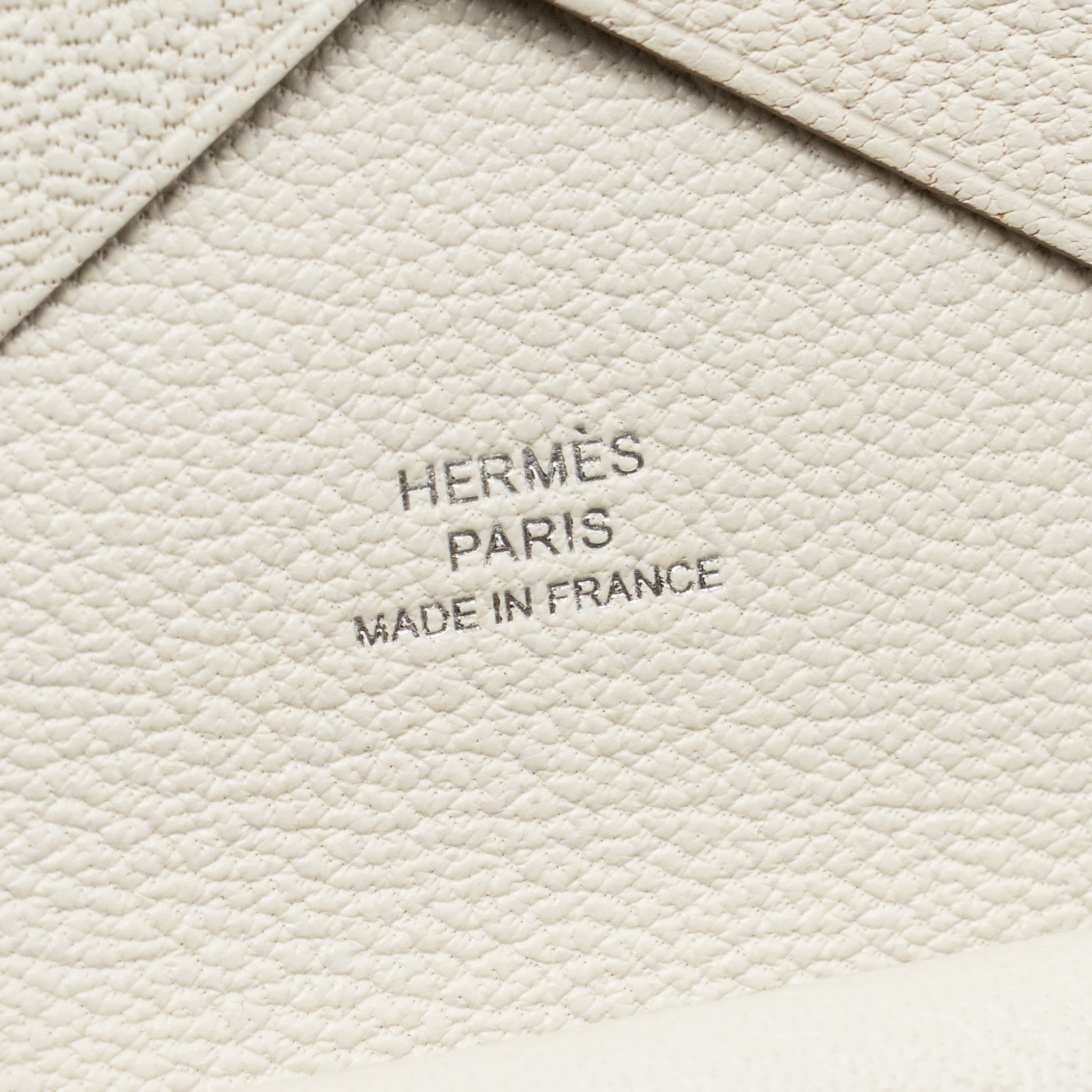 HERMES CALVI DUO CARD HOLDER CHEVRE MYSORE GOATSKIN GRIS PALE SHW