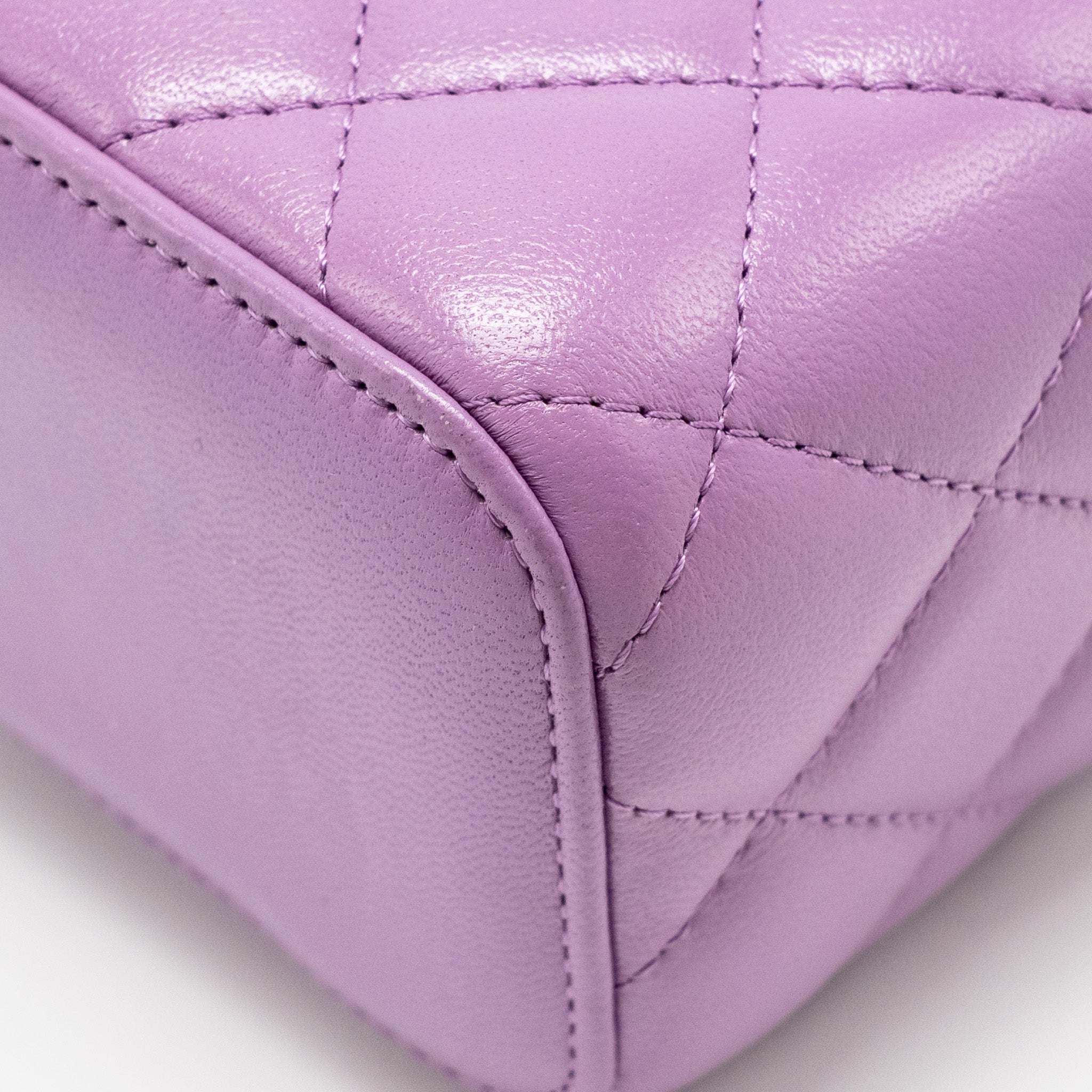 CHANEL PEARL CRUSH MINI VANITY WITH CHAIN LAMBSKIN PURPLE GHW