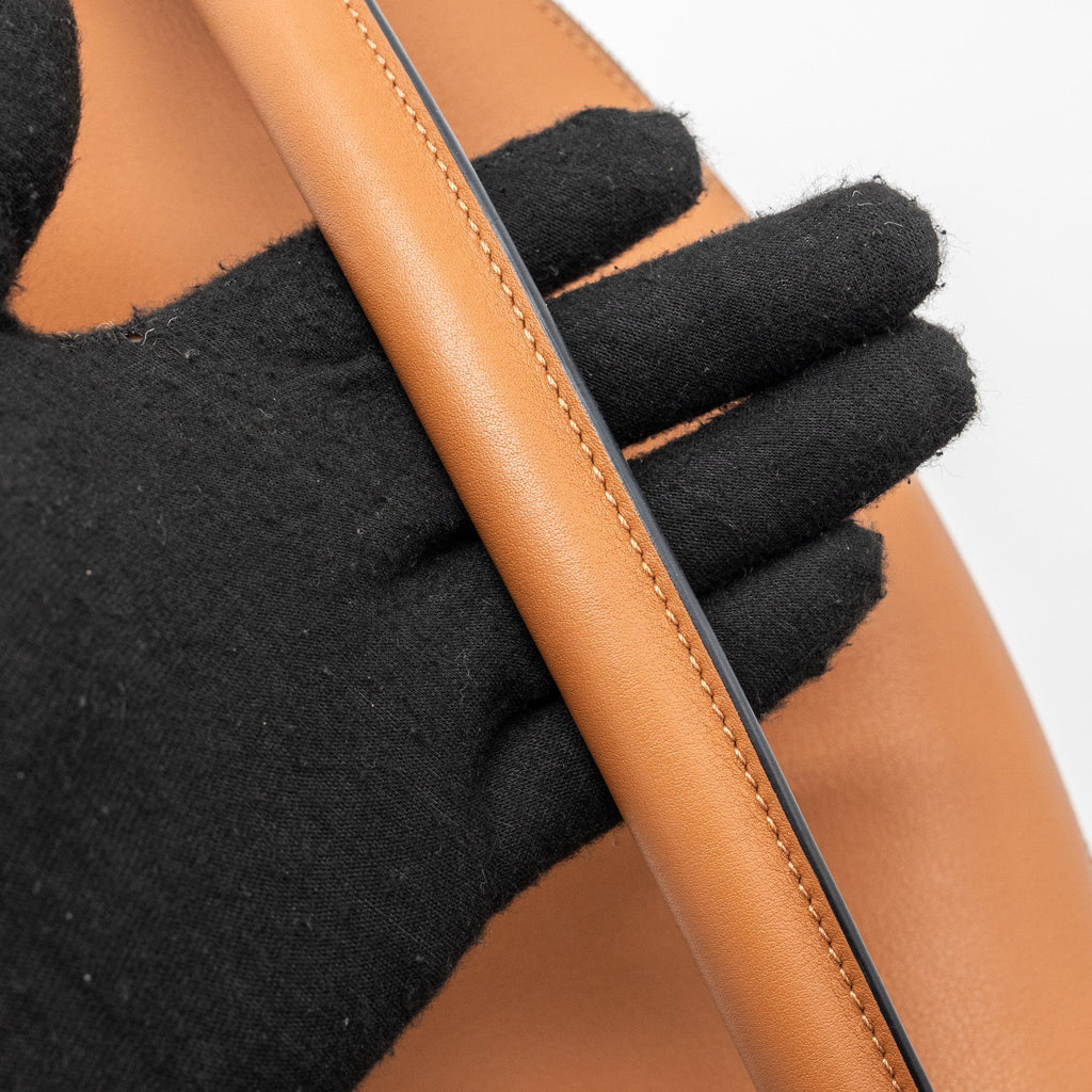 LOEWE PUZZLE BAG IN CLASSIC CALFSKIN TAN SHW