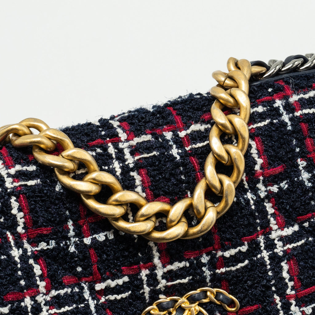 CHANEL SMALL 19 BAG TWEED MULTICOLOUR WITH MULTICOLOUR HARDWARE